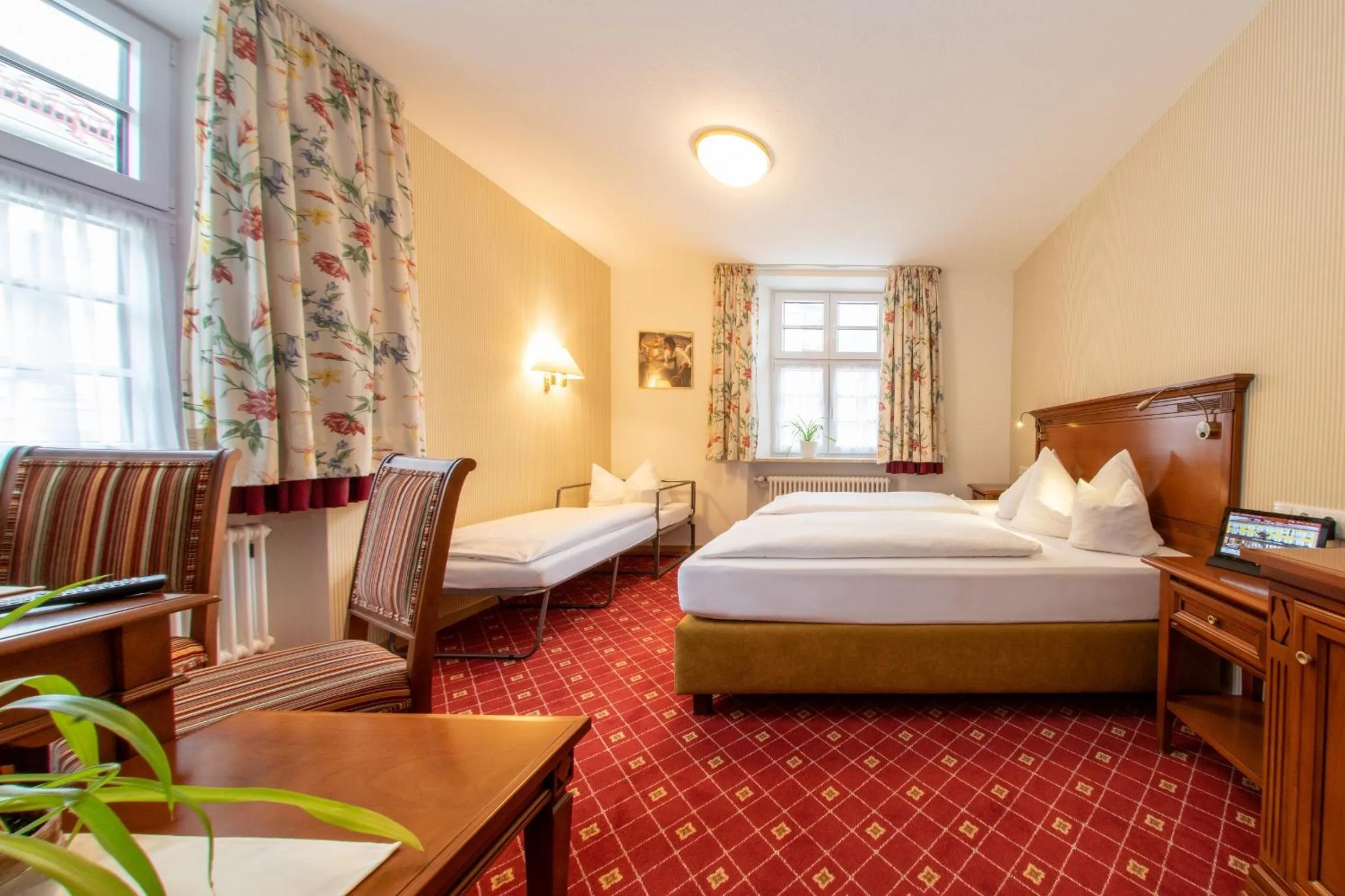 Photo of the whole room, Bed in Hotel Gasthof Post