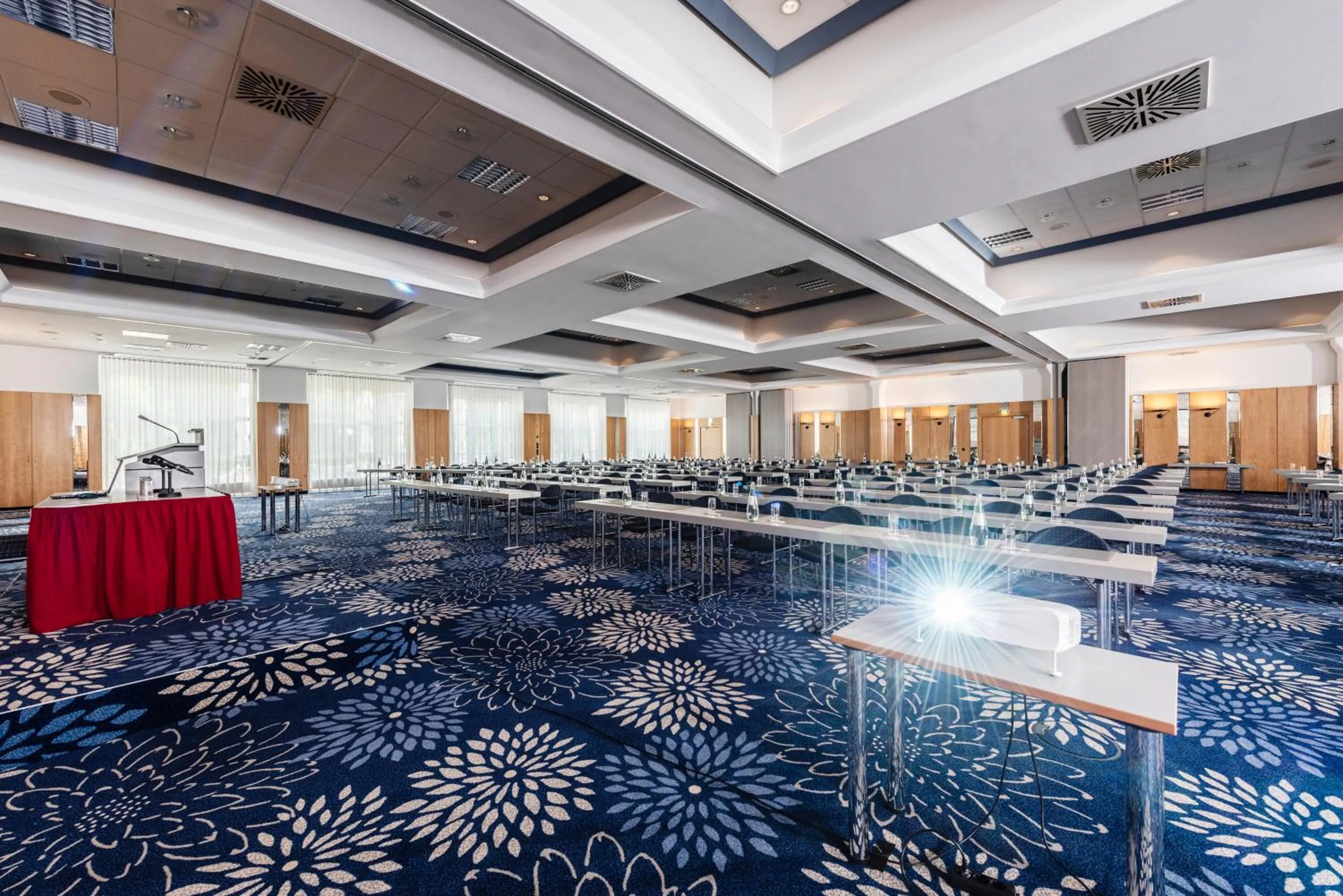 Meeting/conference room in ARVENA Kongress Hotel - Hotel in der Wagnerstadt