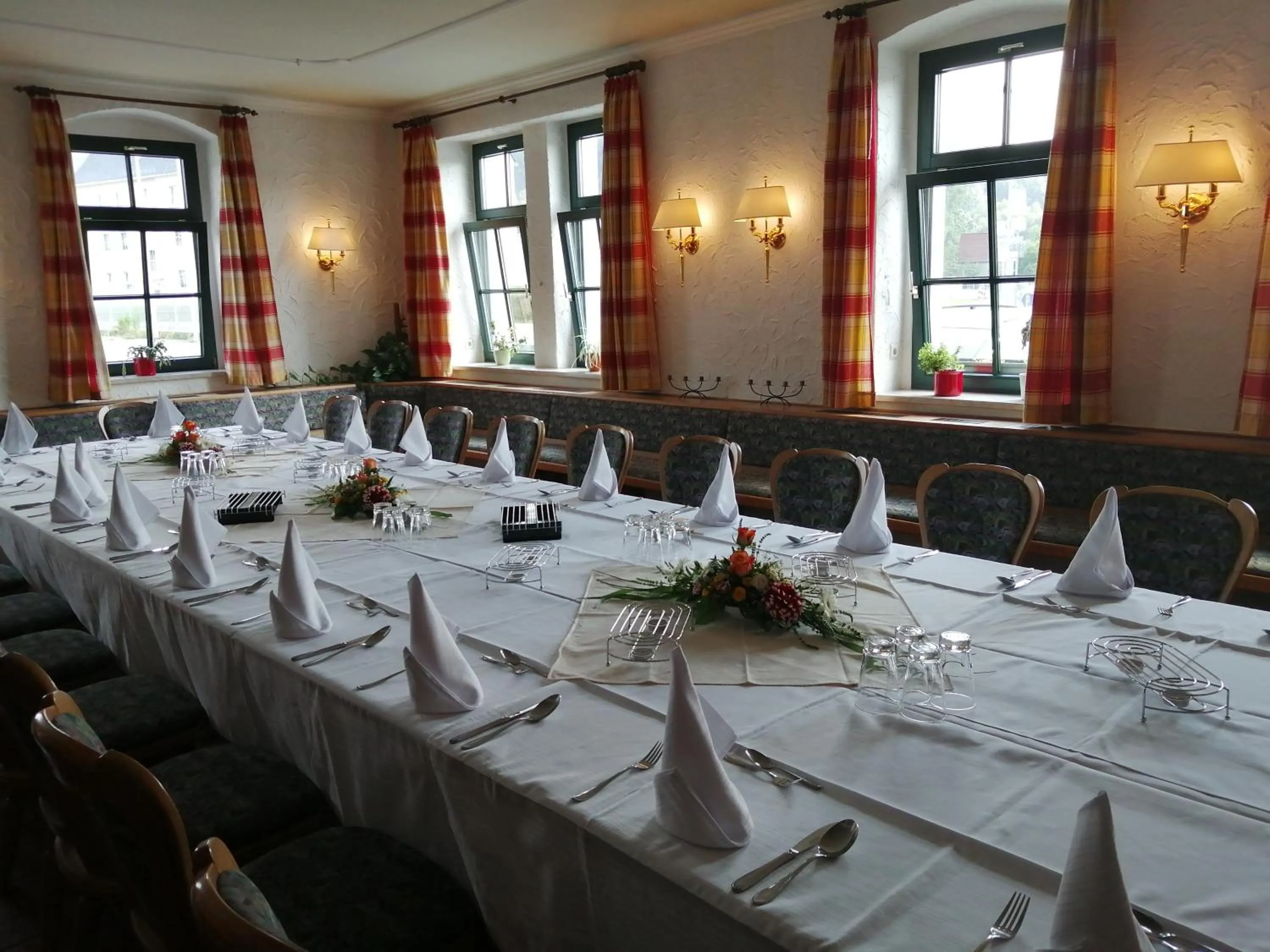 Restaurant/places to eat in Hotel Stadt Olbernhau