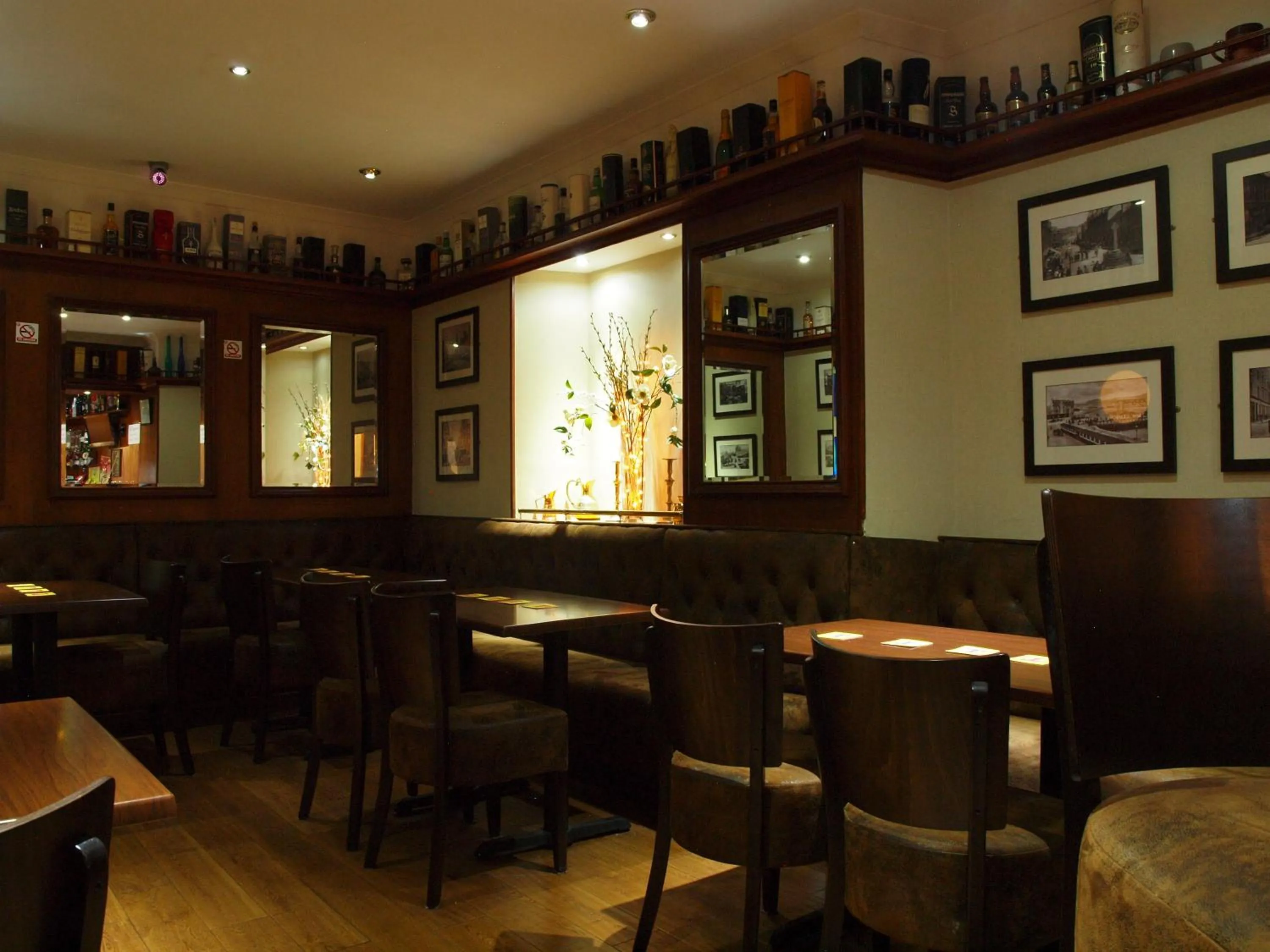 Lounge or bar in Argyll Arms Hotel