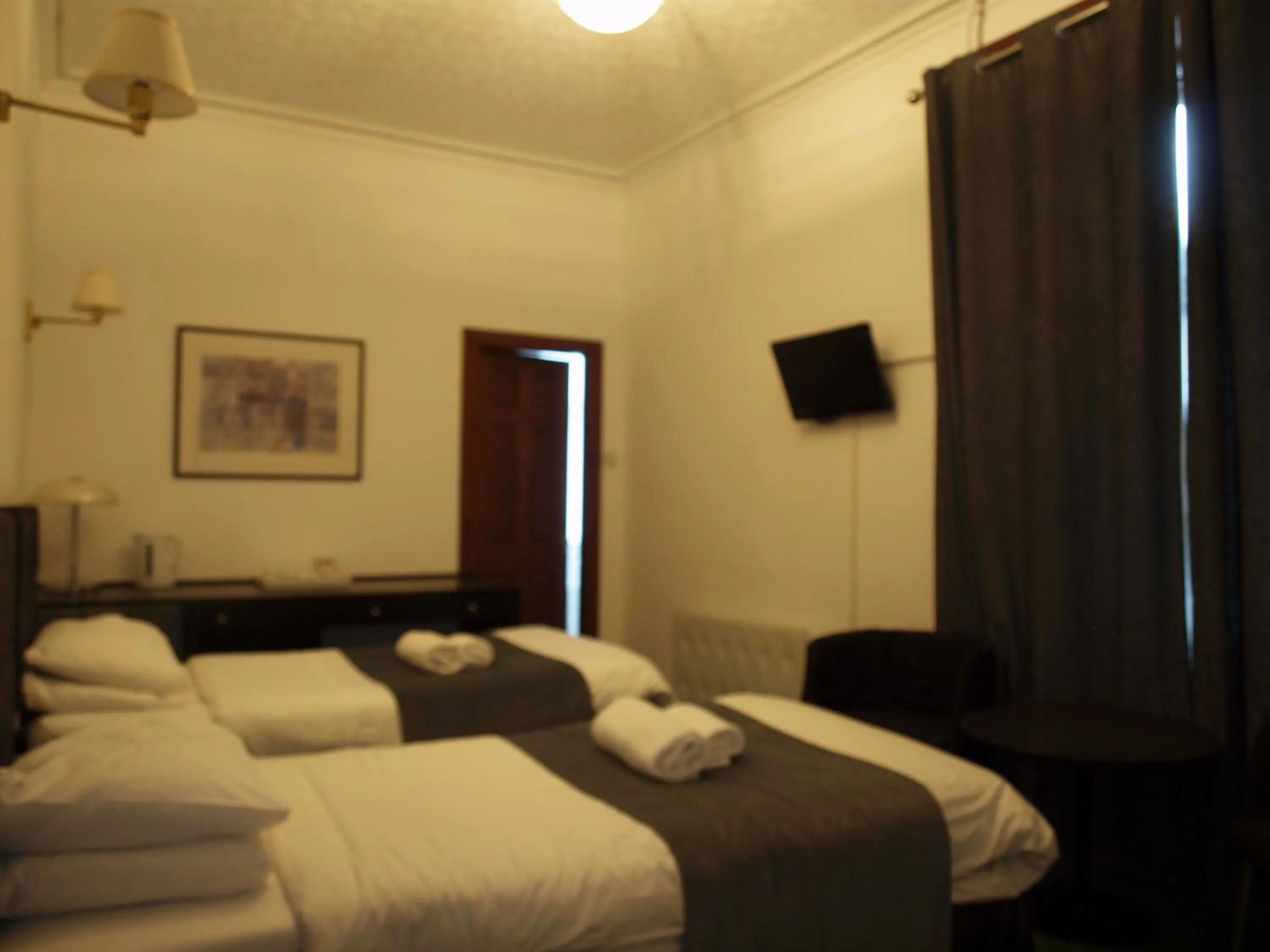 Bed in Argyll Arms Hotel