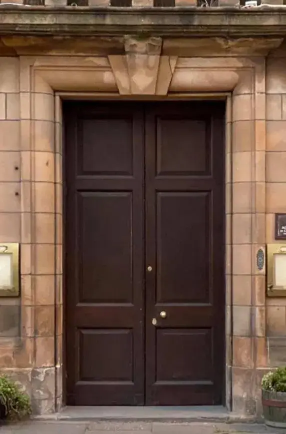 Facade/entrance in Argyll Arms Hotel