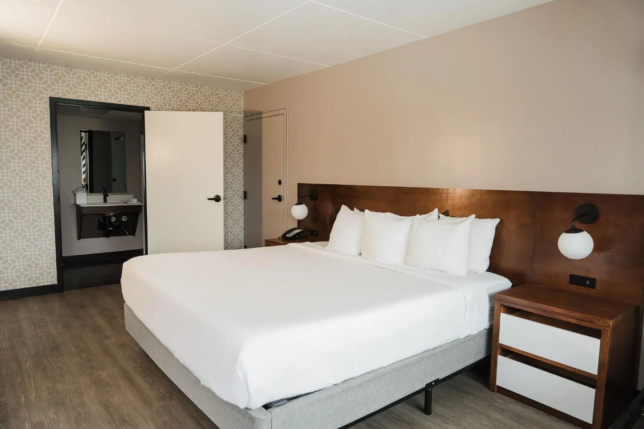 Bed in Dutch Wonderland Inn Bed in Dutch Wonderland Inn