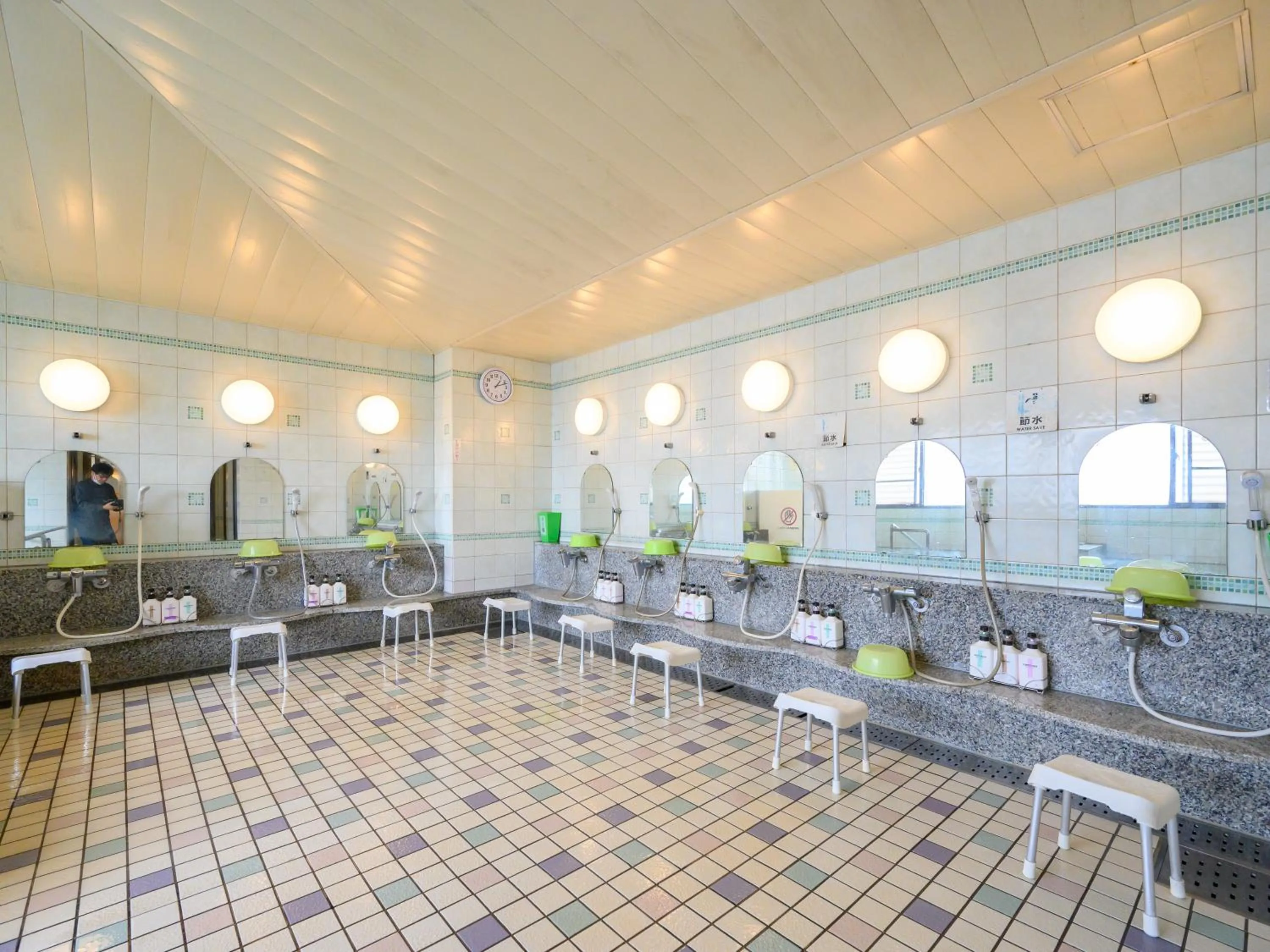 Public Bath in Rest Inn Taga