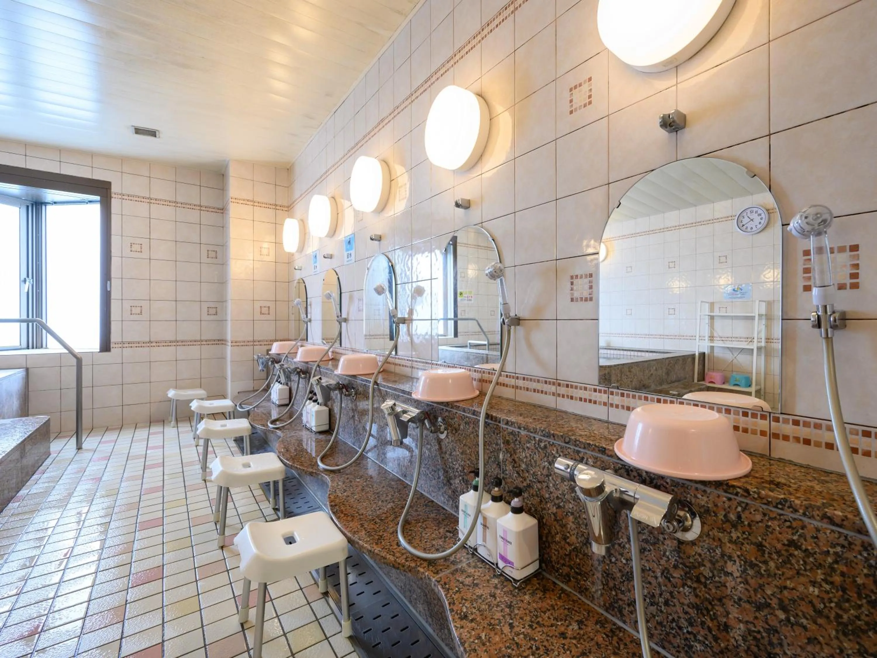 Public Bath in Rest Inn Taga