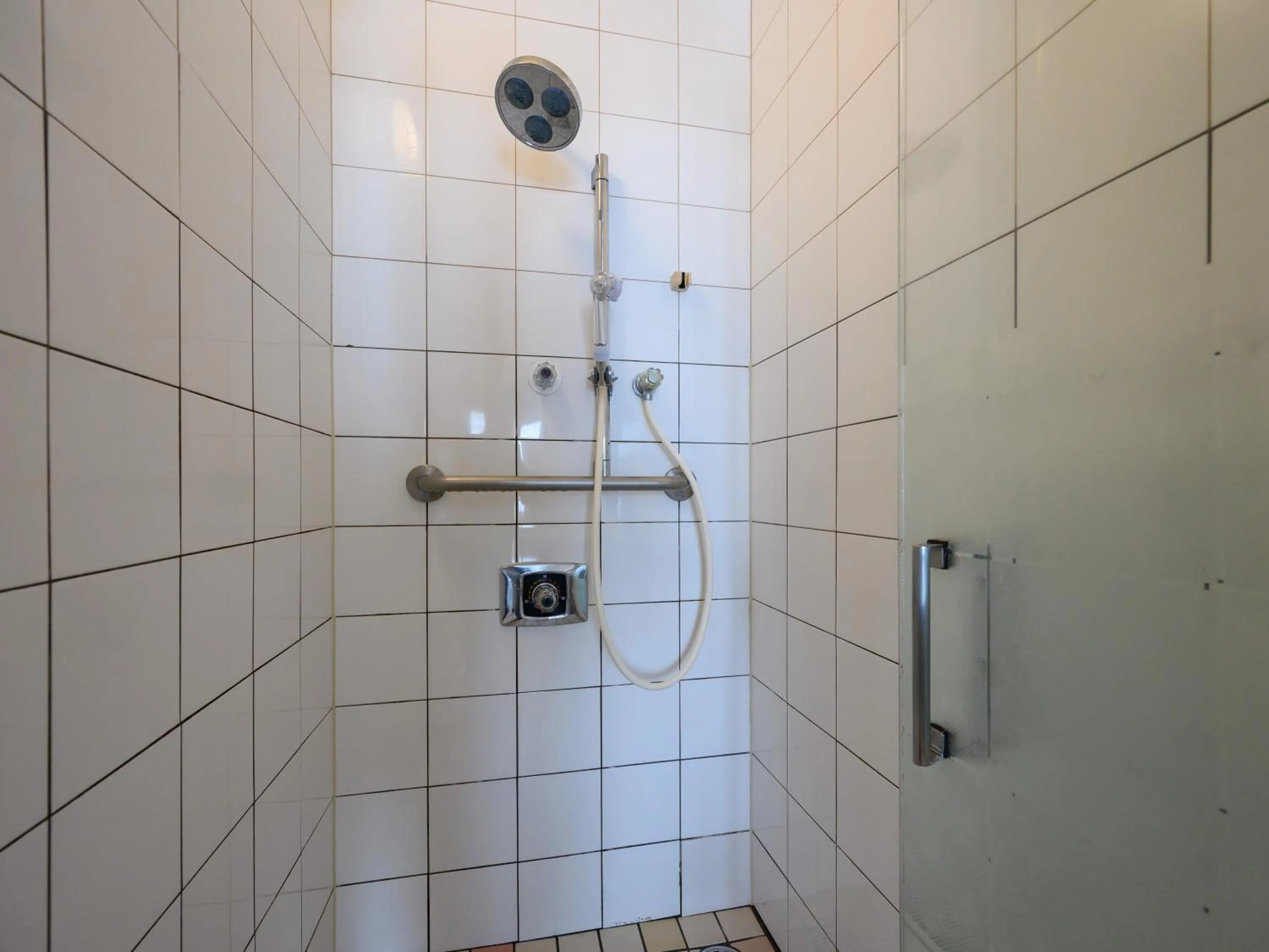 Public Bath in Rest Inn Taga