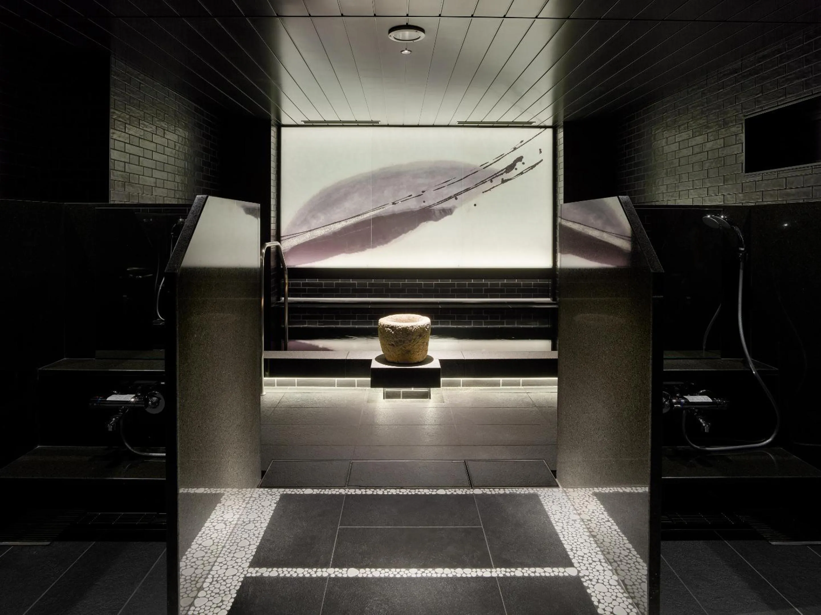 Decorative detail in Mitsui Garden Hotel Kyoto Kawaramachi Jokyoji