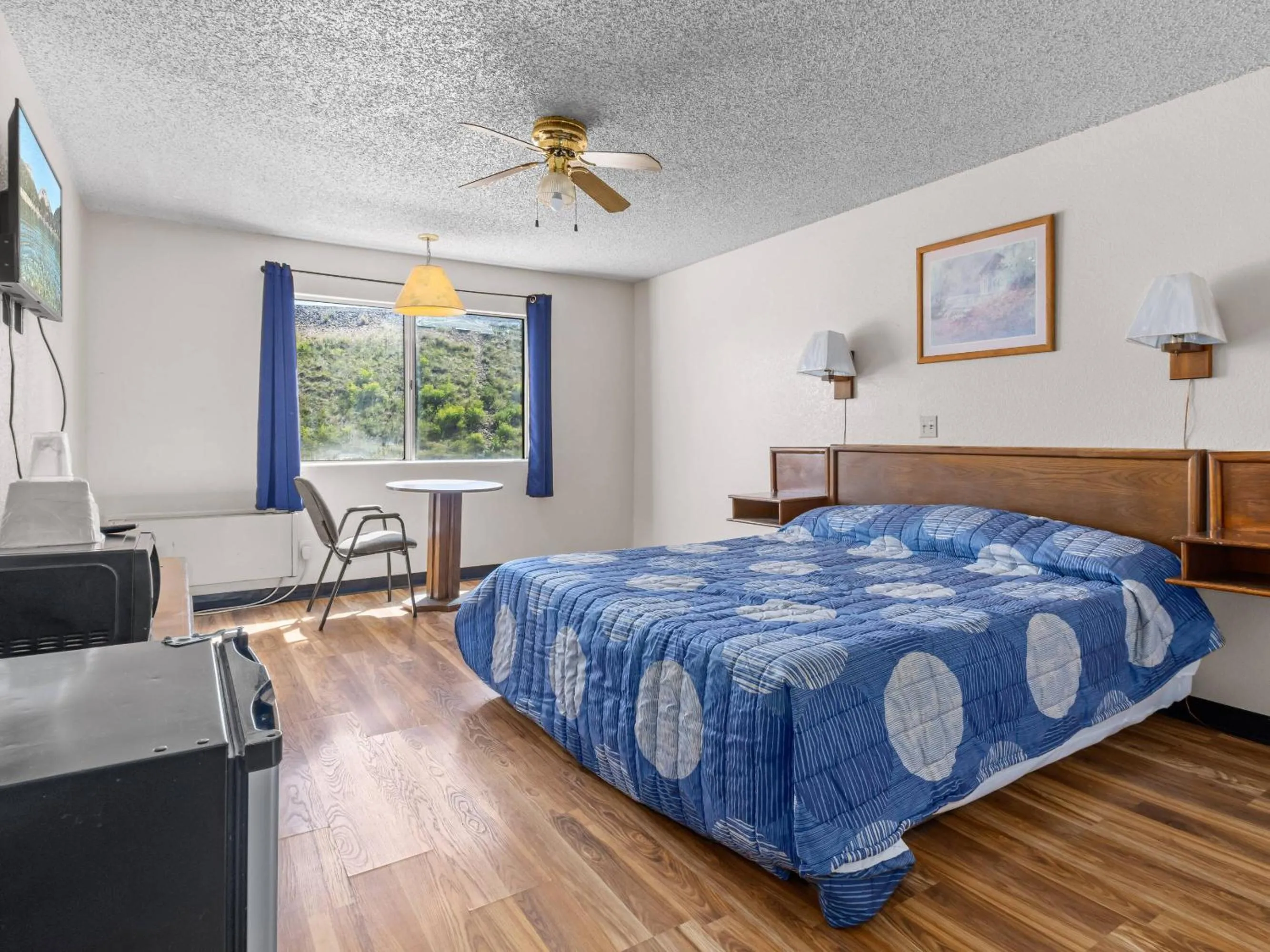 Bed in Luxury Inn