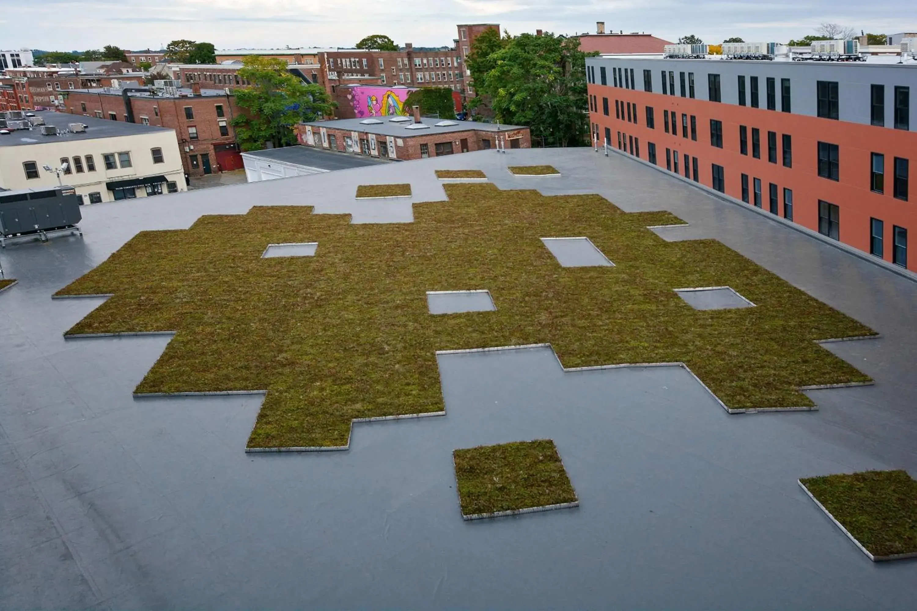 Property building in Hampton Inn Salem, Ma Property building in Hampton Inn Salem, Ma