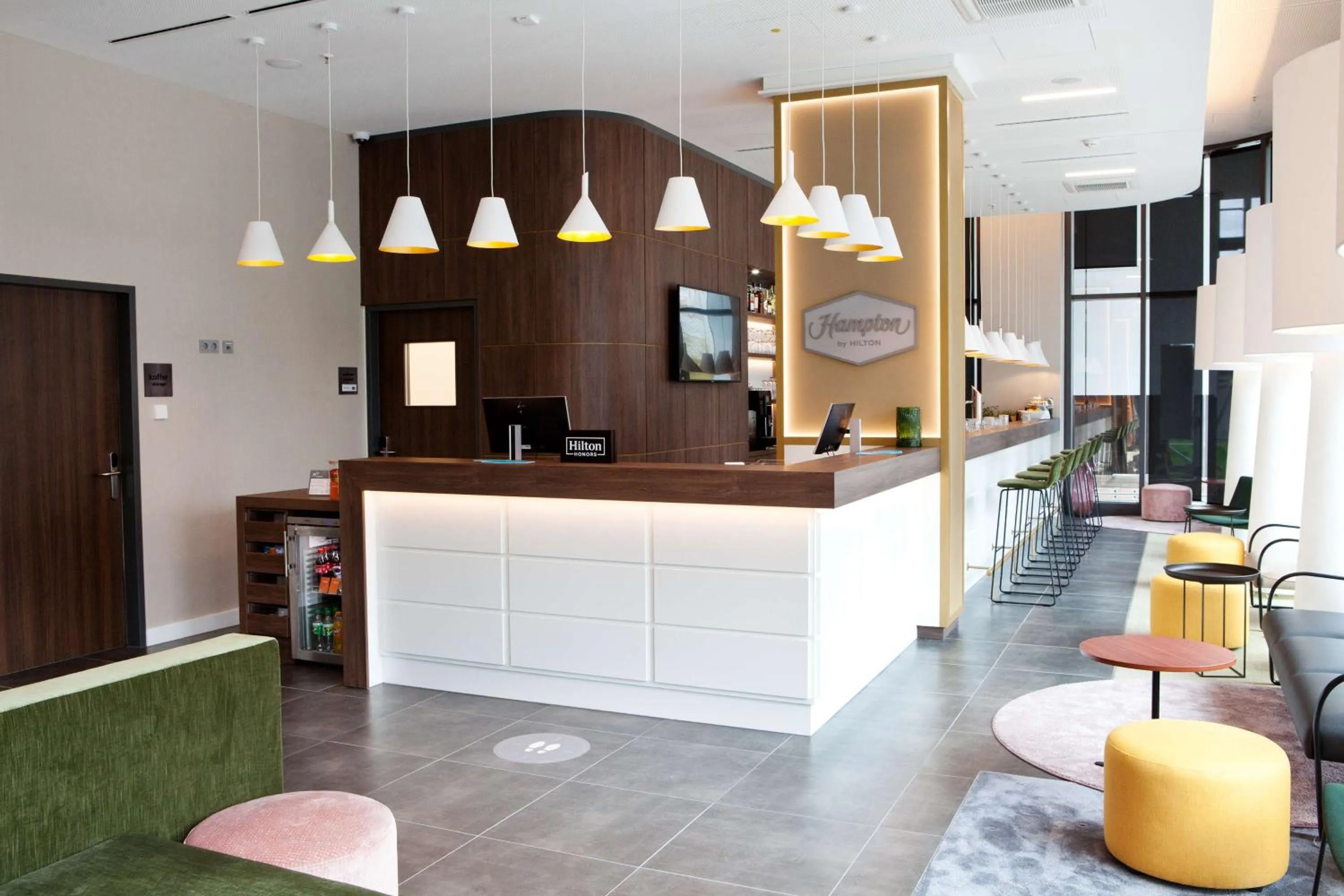 Lobby or reception in Hampton By Hilton Munich City Center East