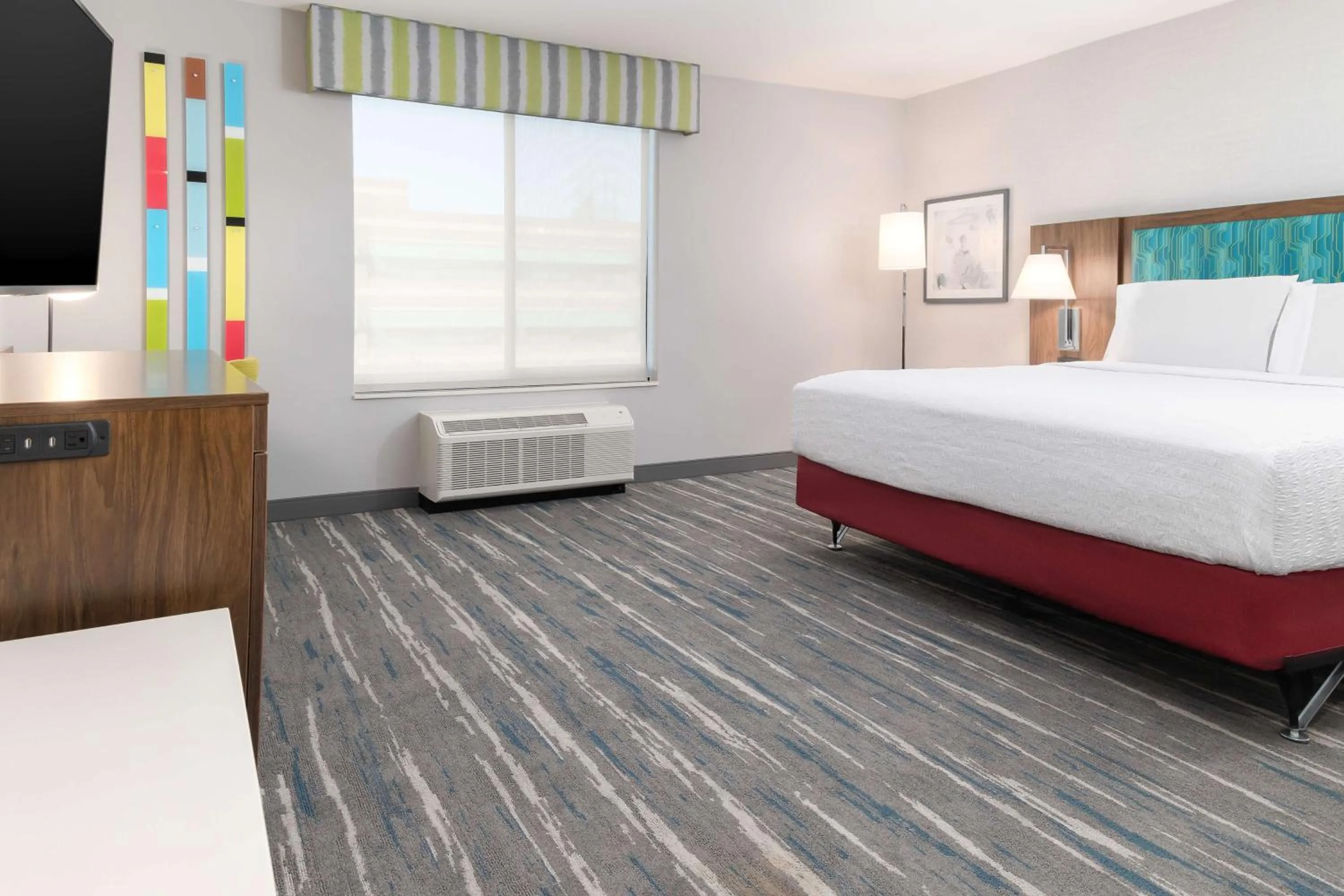 Bed in Hampton Inn & Suites Imperial Beach San Diego, Ca