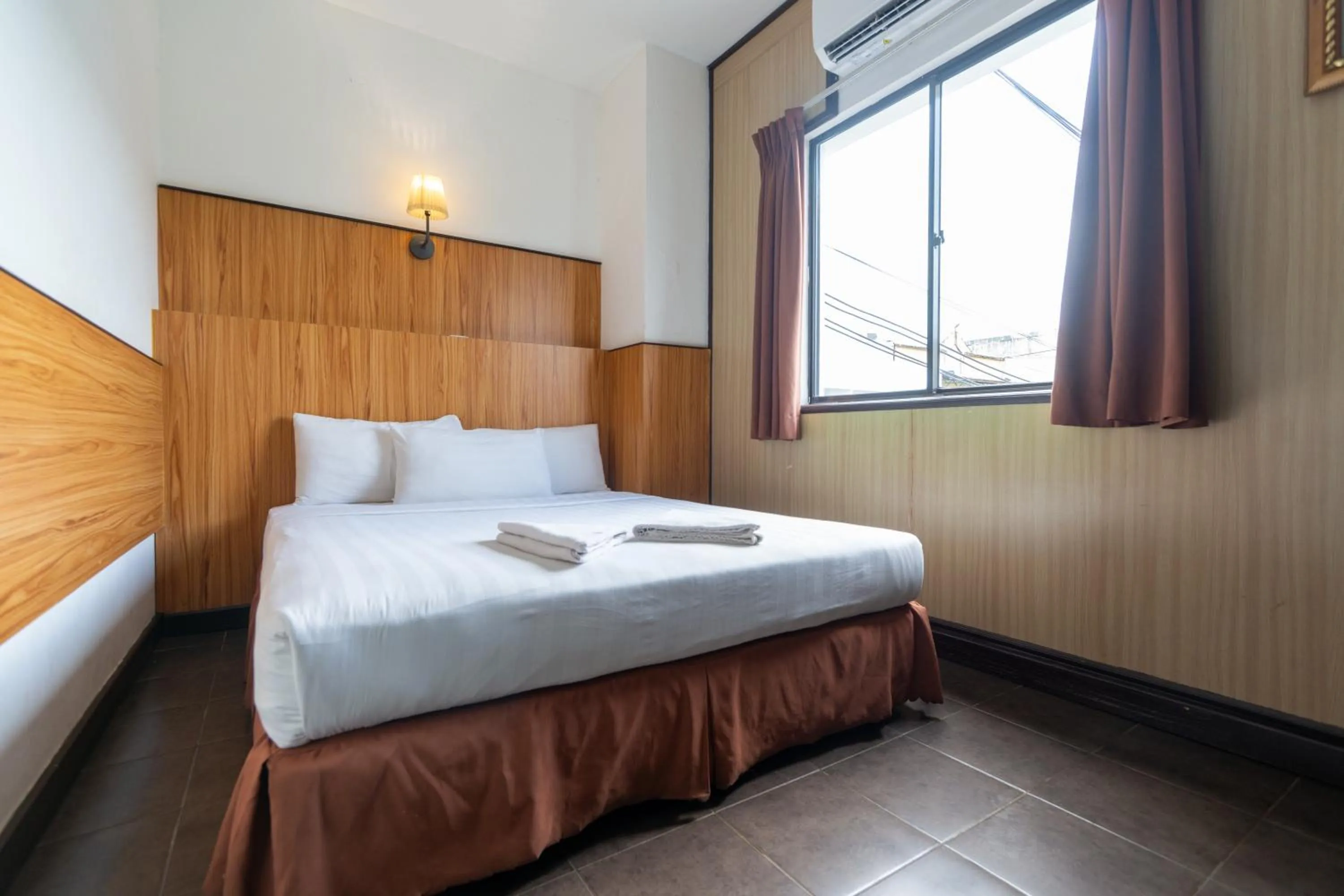 Bedroom, Bed in Sipadan Inn 1