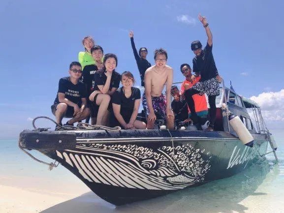 People in Sipadan Inn 2