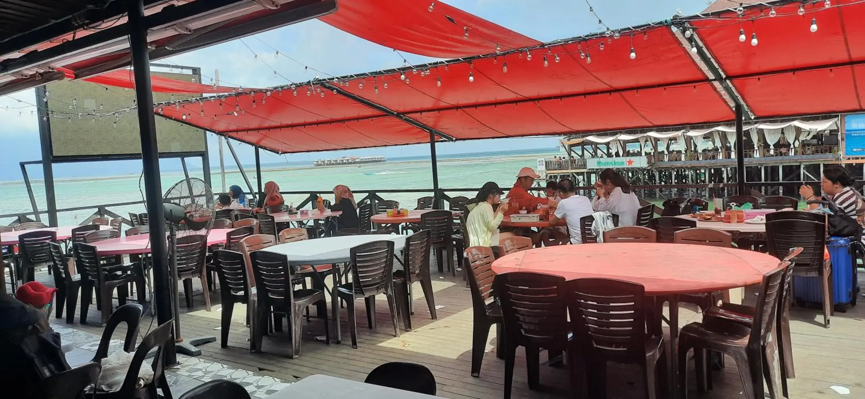 Restaurant/places to eat in Sipadan Inn 2 Restaurant/places to eat in Sipadan Inn 2