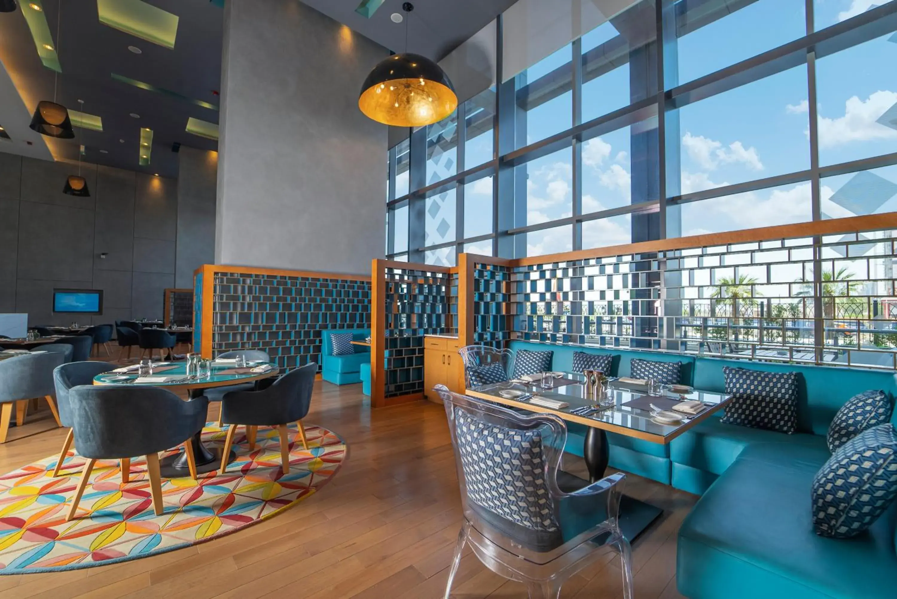 Restaurant/places to eat in Dana Rayhaan by Rotana Restaurant/places to eat in Dana Rayhaan by Rotana