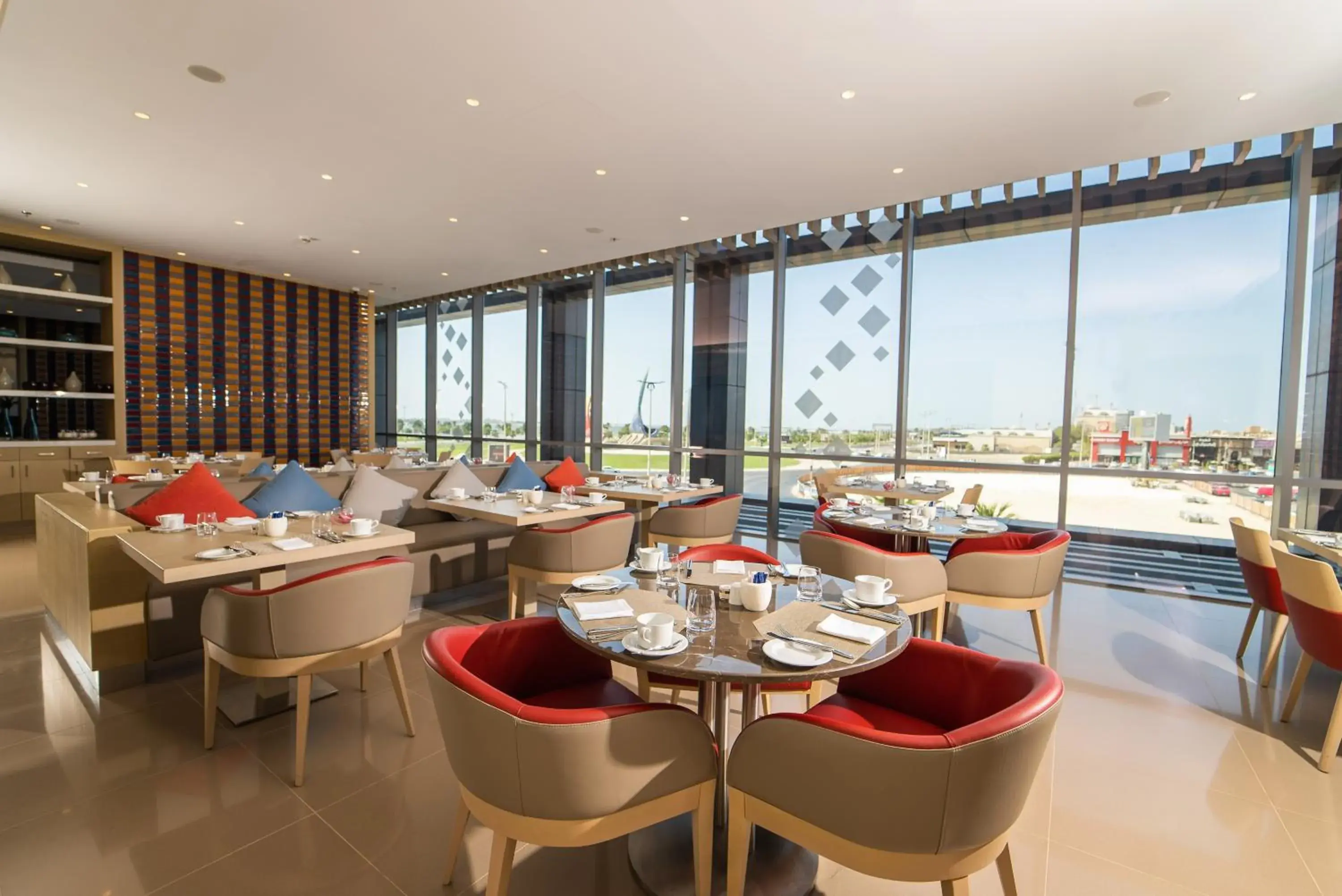 Restaurant/places to eat in Dana Rayhaan by Rotana Restaurant/places to eat in Dana Rayhaan by Rotana