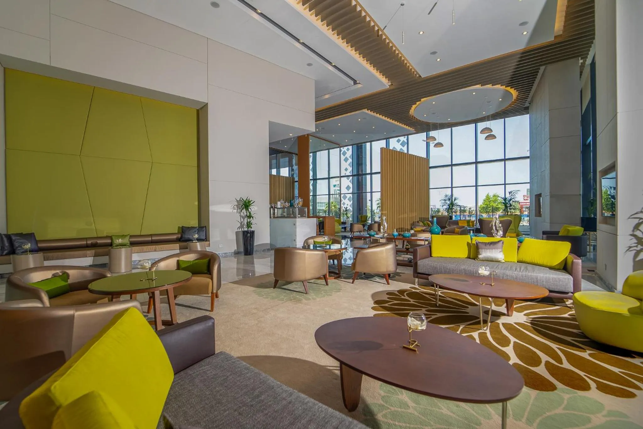 Restaurant/places to eat in Dana Rayhaan by Rotana