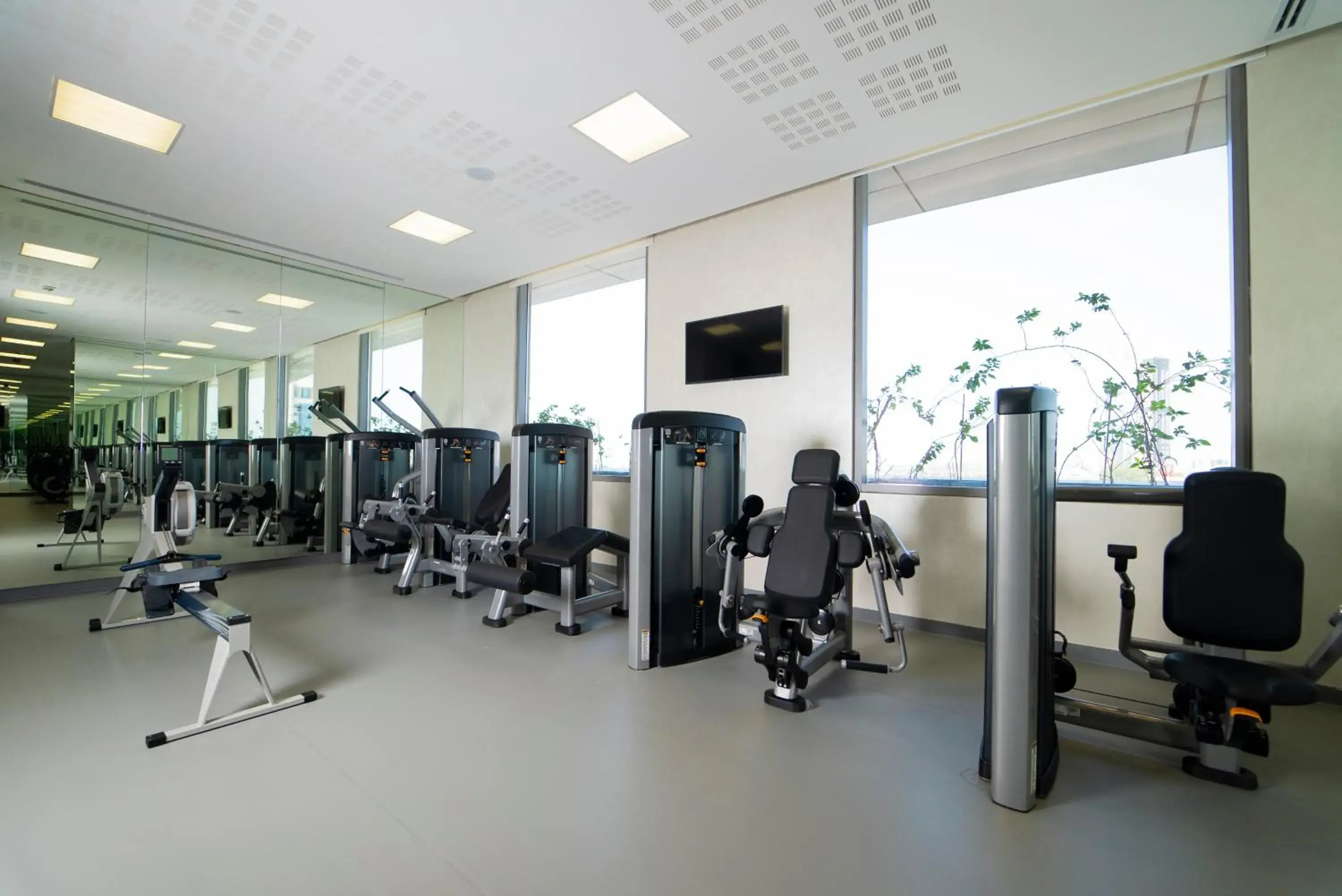 Fitness centre/facilities in Dana Rayhaan by Rotana Fitness centre/facilities in Dana Rayhaan by Rotana