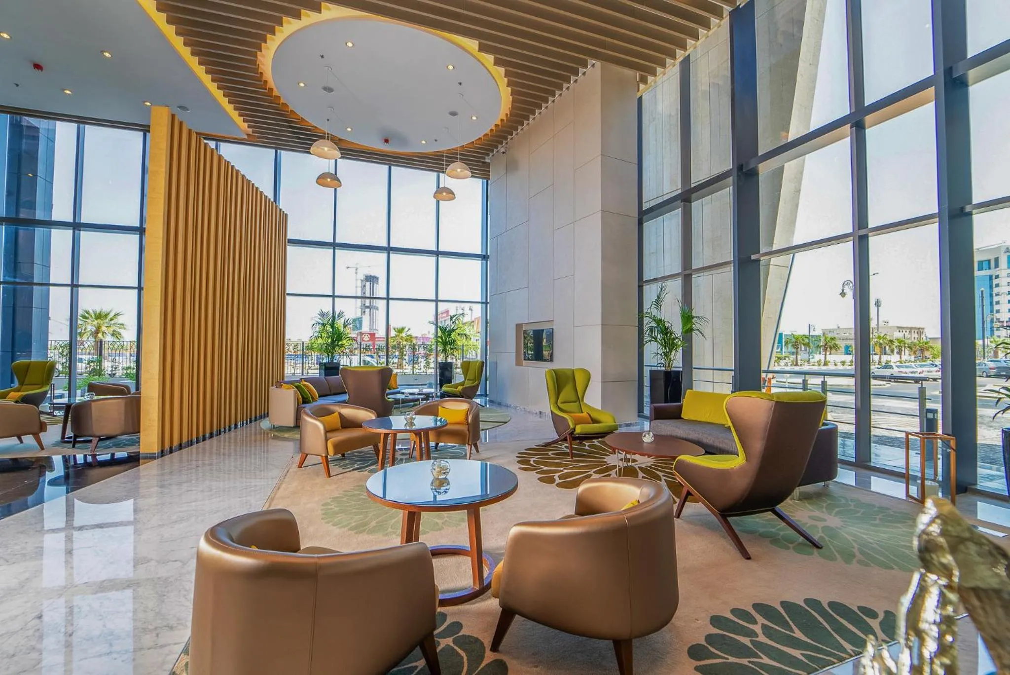 Restaurant/places to eat in Dana Rayhaan by Rotana