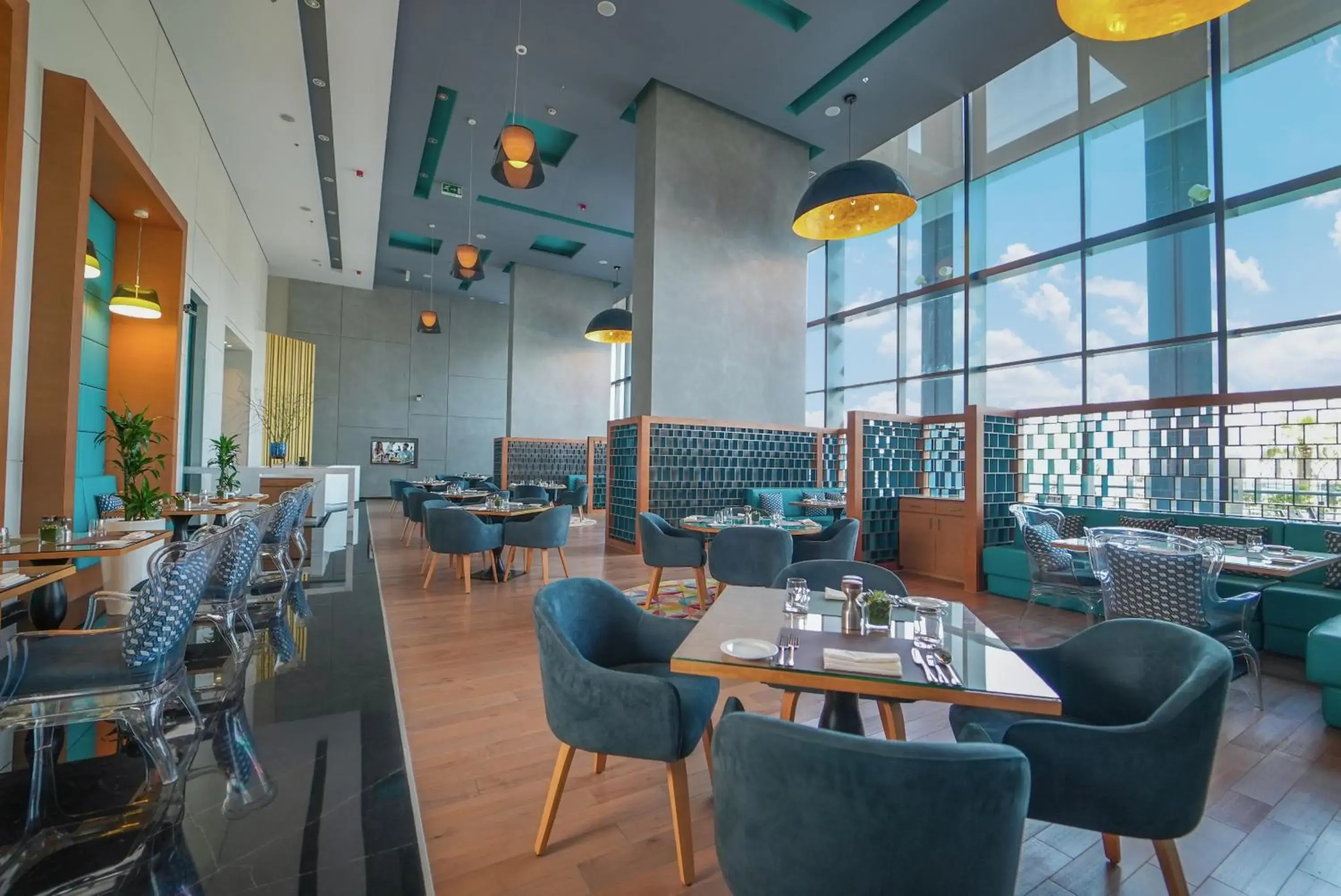 Restaurant/places to eat in Dana Rayhaan by Rotana Restaurant/places to eat in Dana Rayhaan by Rotana