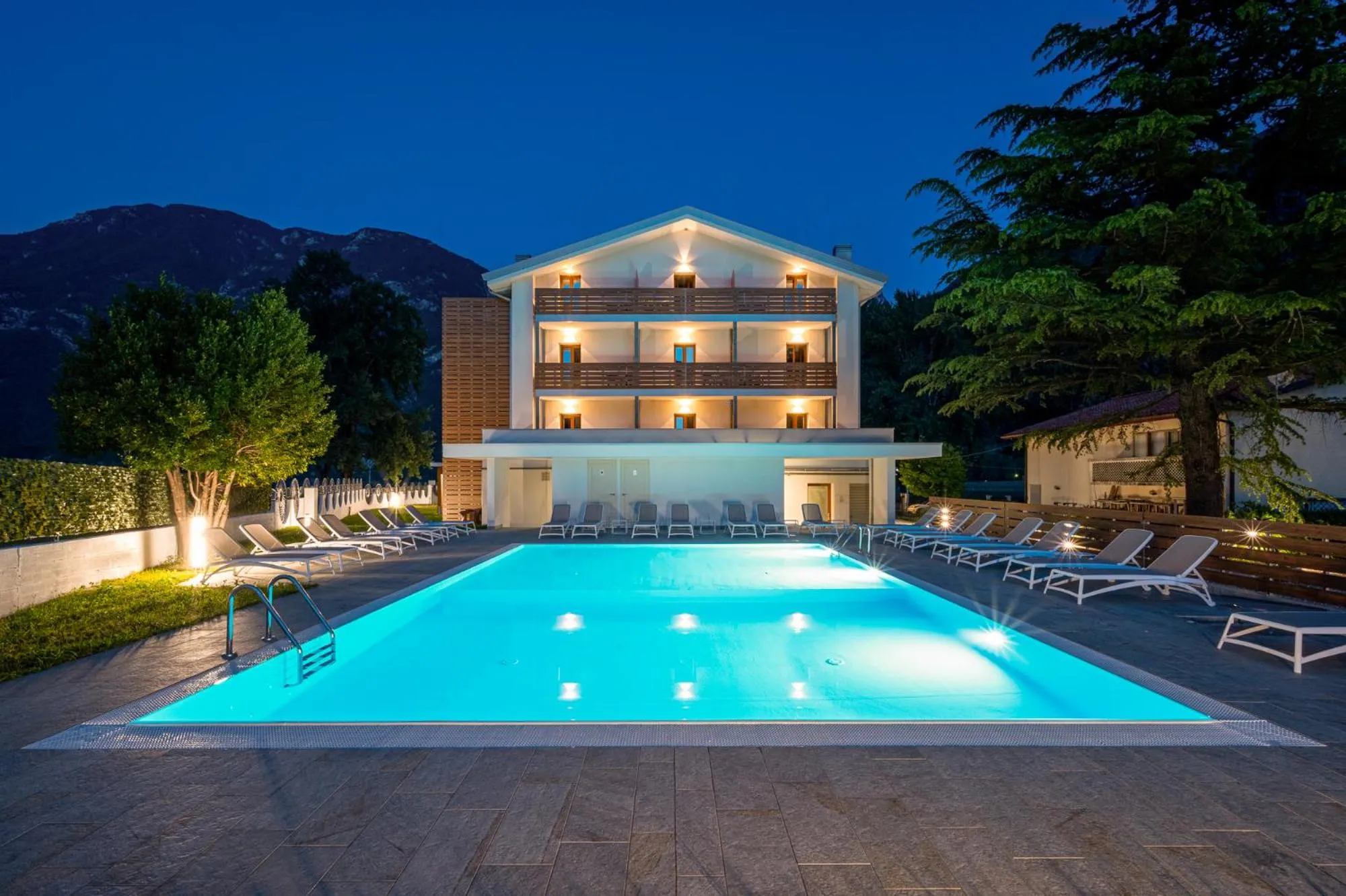 Night in HOTEL TRILAGO