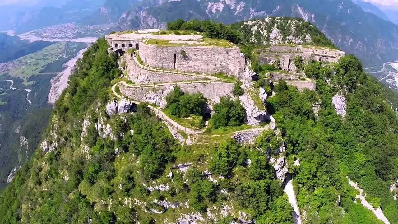 Hiking in HOTEL TRILAGO