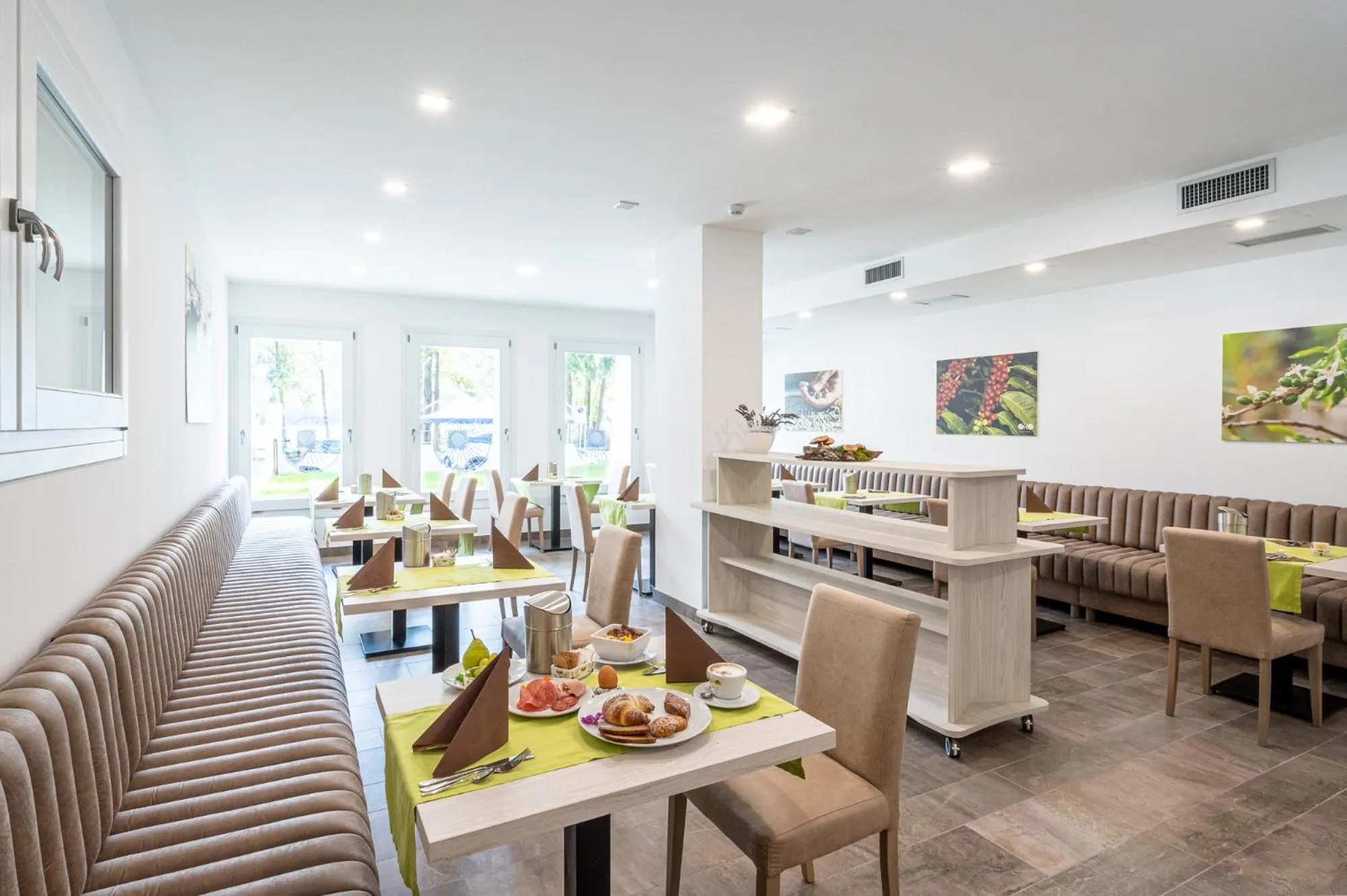 Breakfast in HOTEL TRILAGO