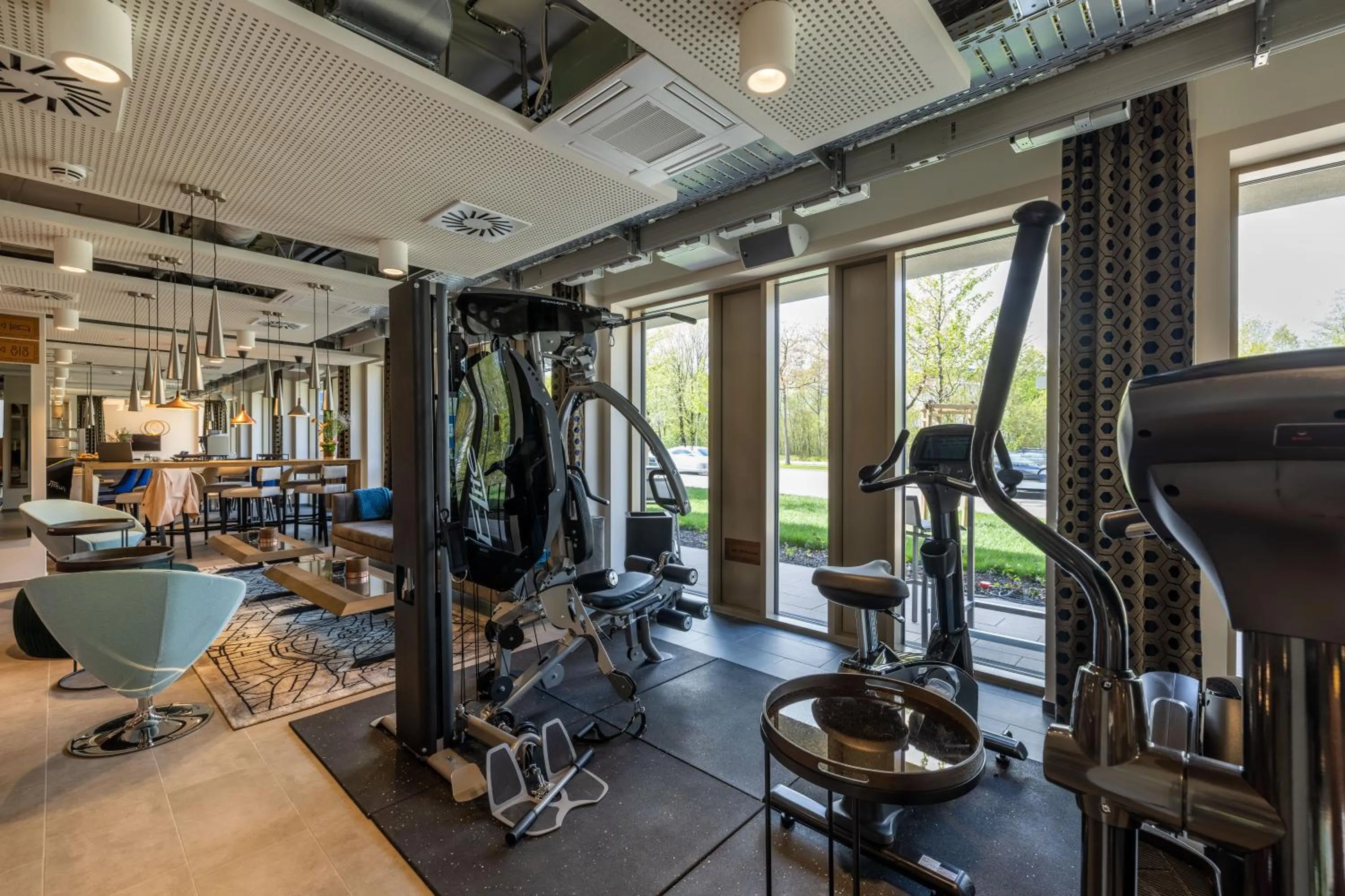 Fitness centre/facilities in MASEVEN München Messe Trudering