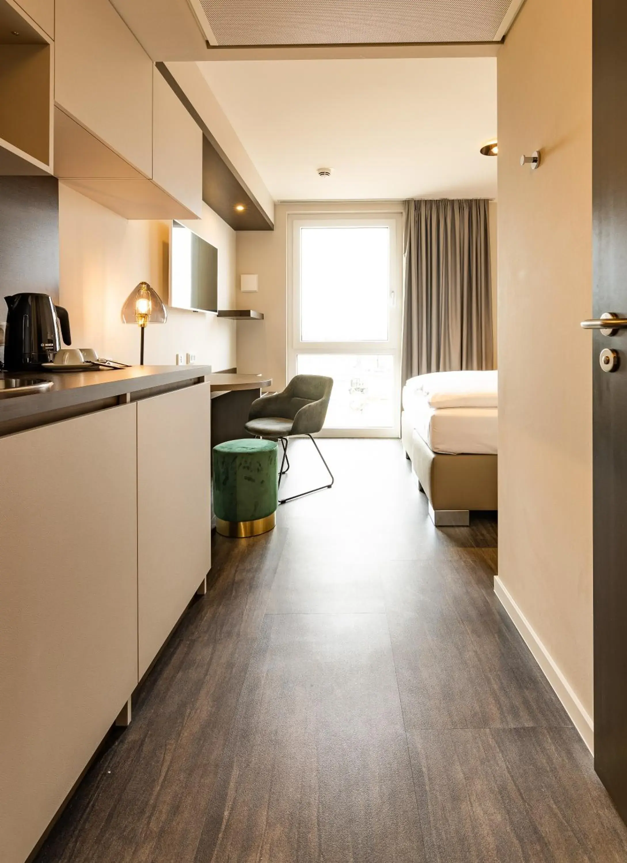 Photo of the whole room, Bed in MASEVEN München Messe Trudering Photo of the whole room, Bed in MASEVEN München Messe Trudering