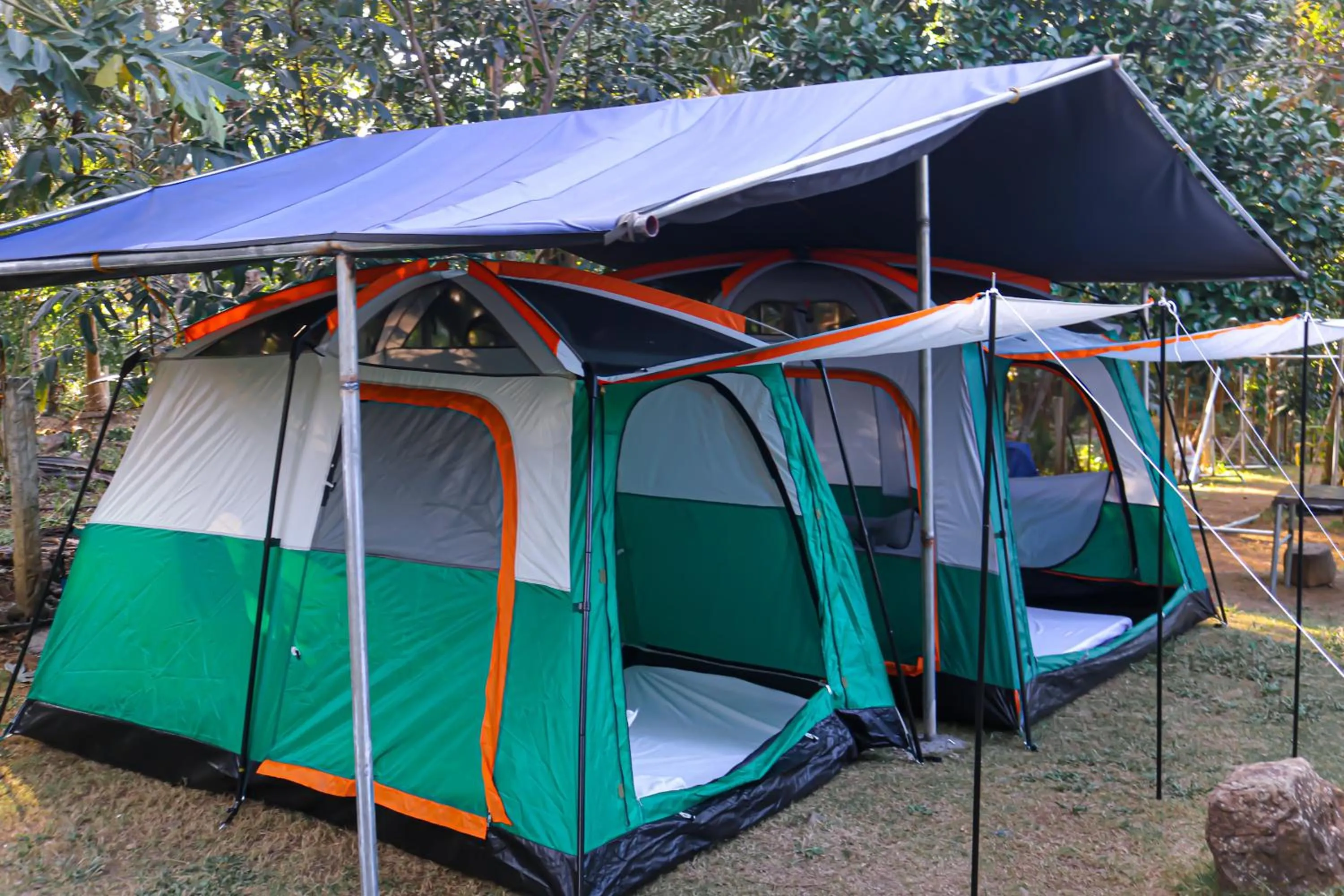 Bed in Camp Paraiso Resort