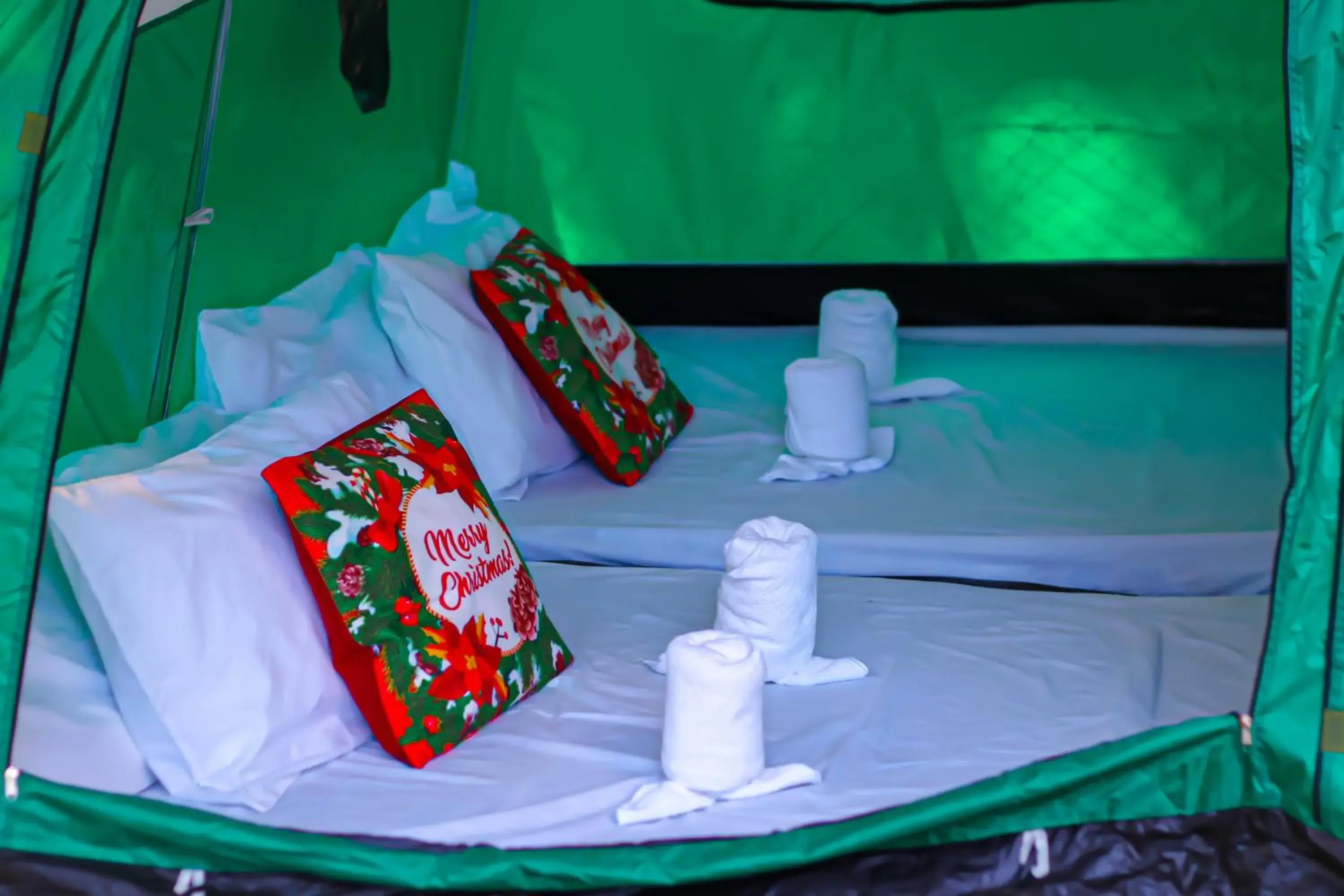 Bed in Camp Paraiso Resort Bed in Camp Paraiso Resort