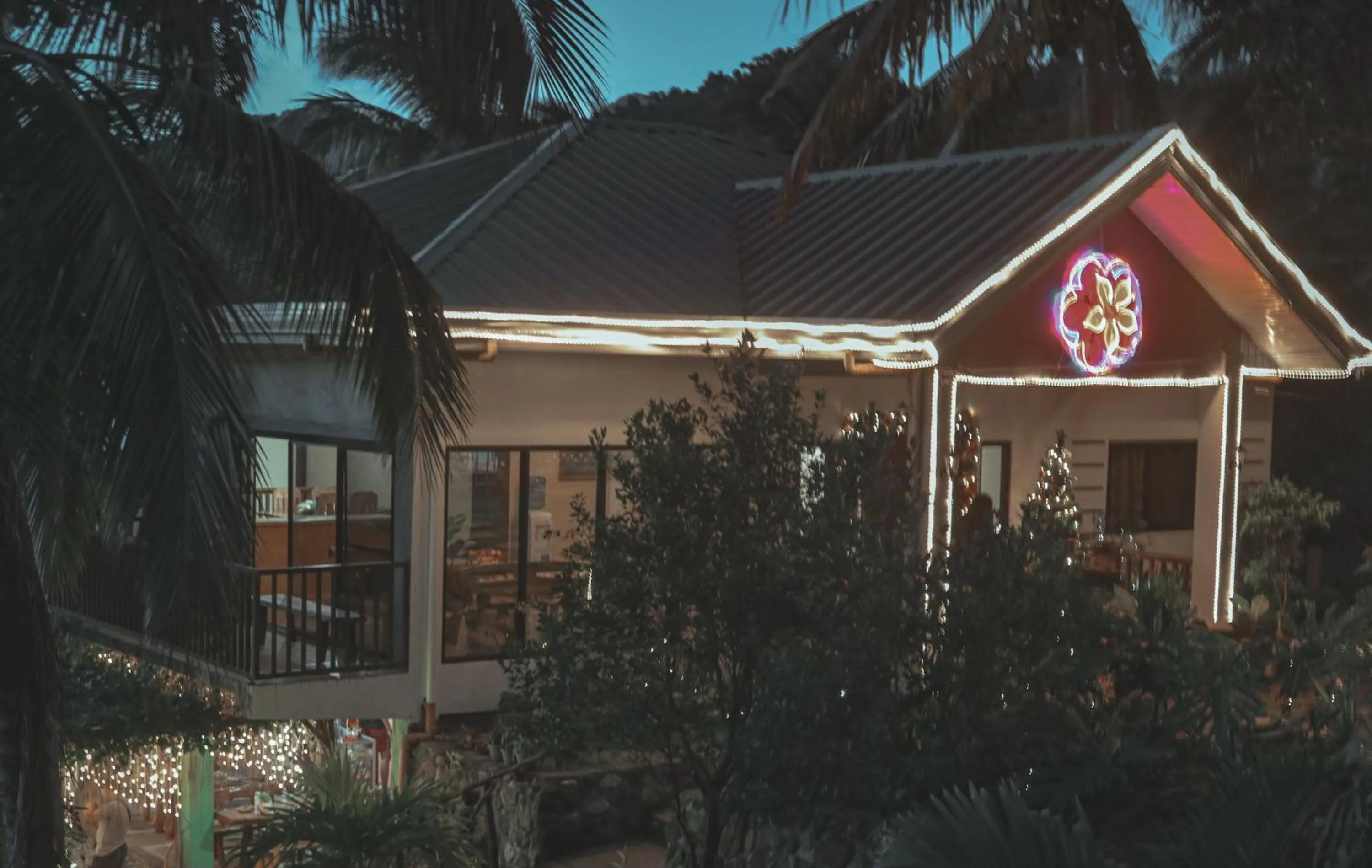 Property building in Camp Paraiso Resort