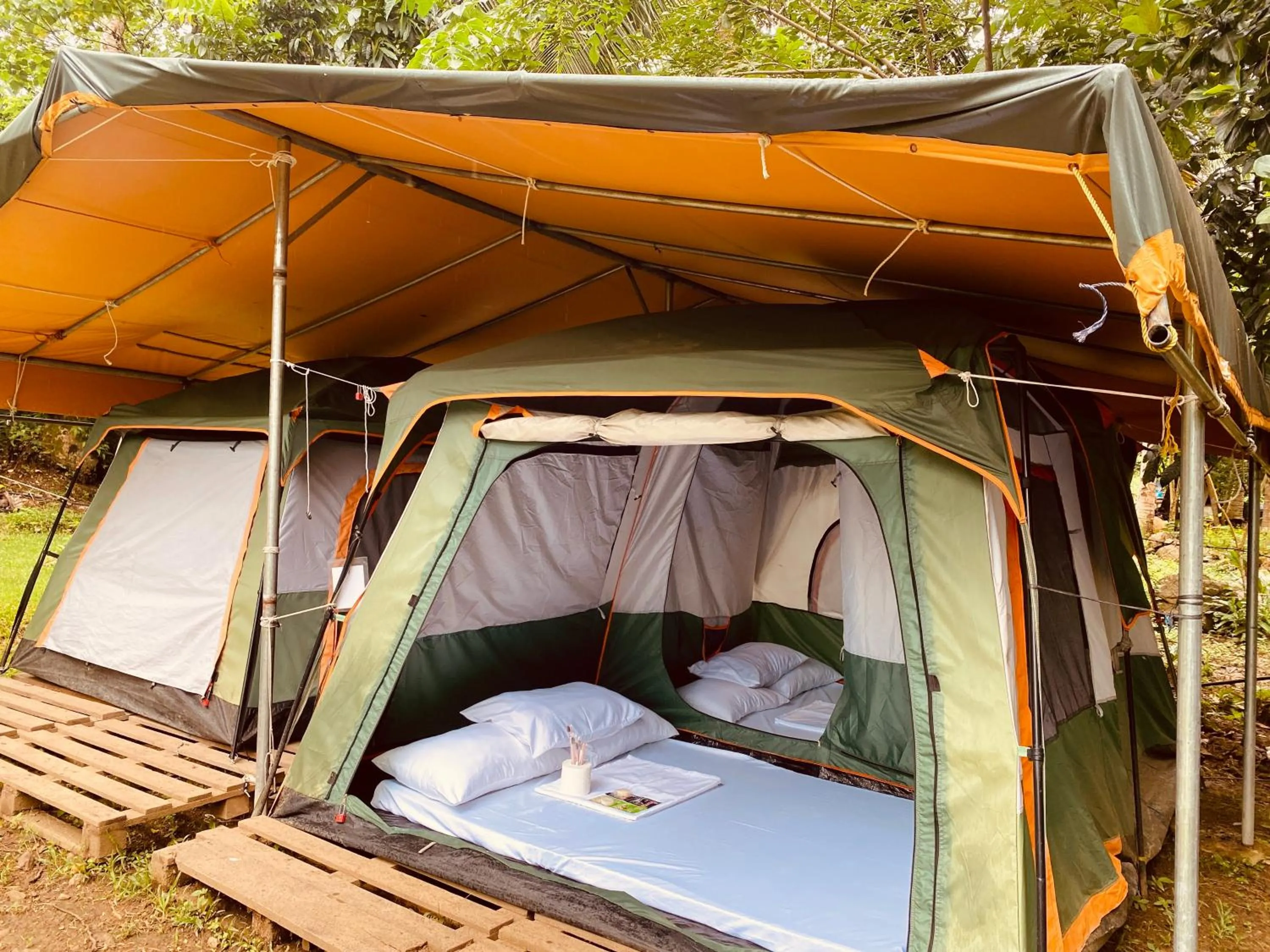 Bed in Camp Paraiso Resort