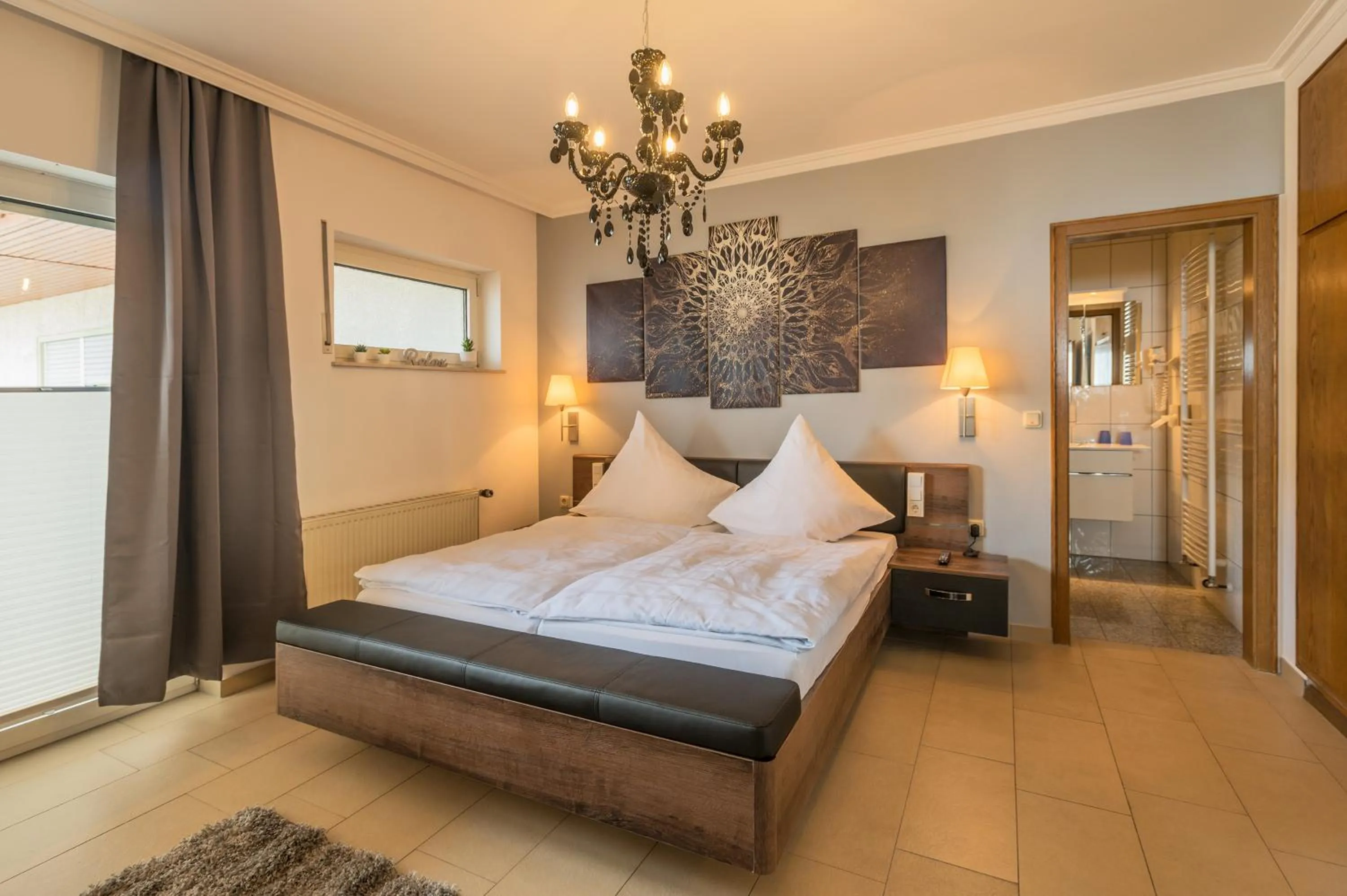 Bedroom, Bed in Hotel Koch Schilt