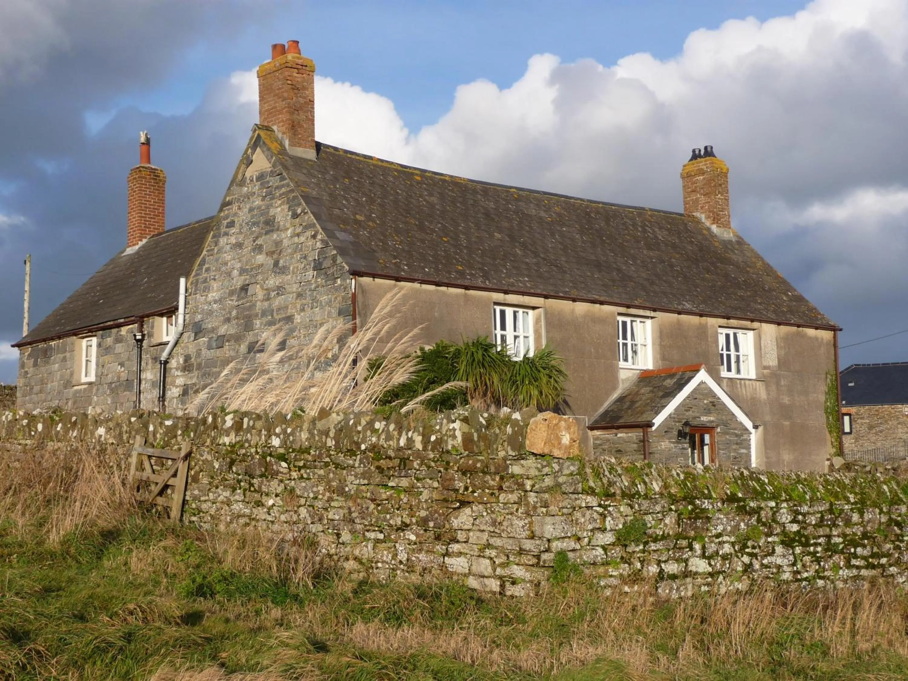 Lellizzick Farmhouse