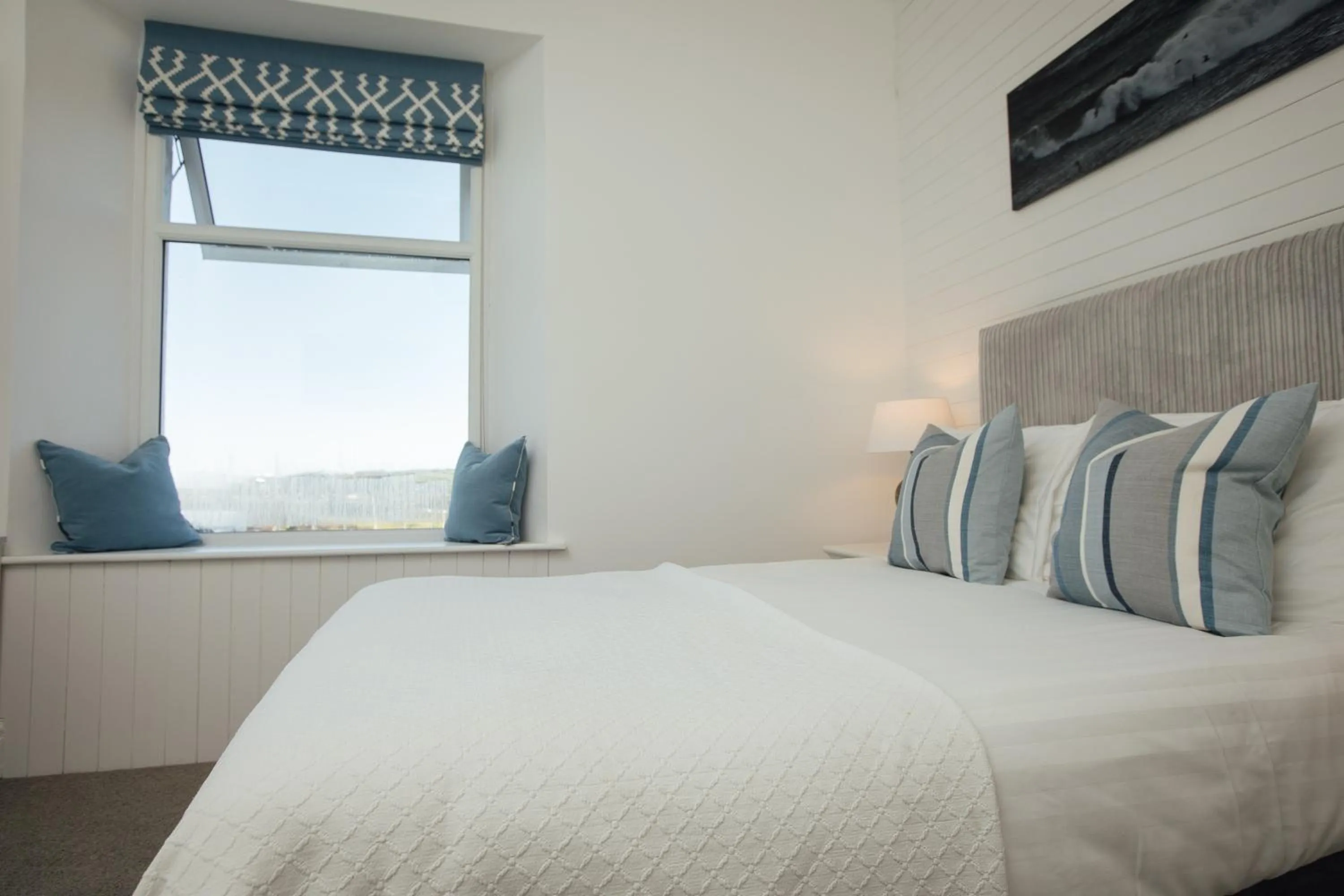 Photo of the whole room in Lindholme Guest House