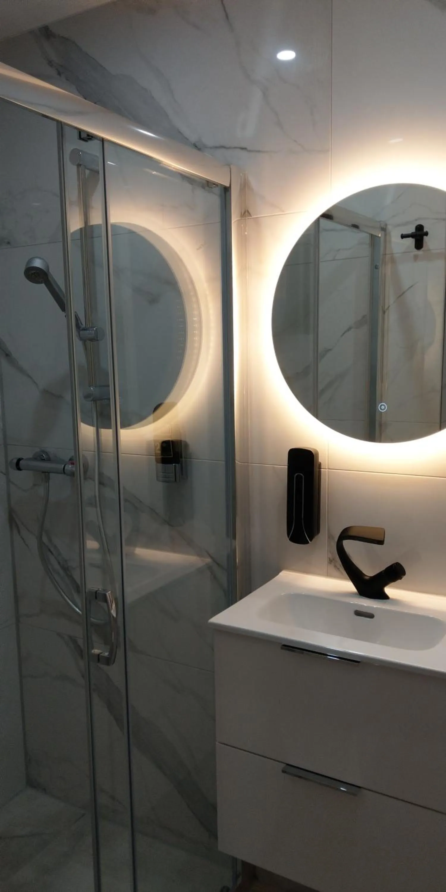 Bathroom in La Rustica Altstadthotel