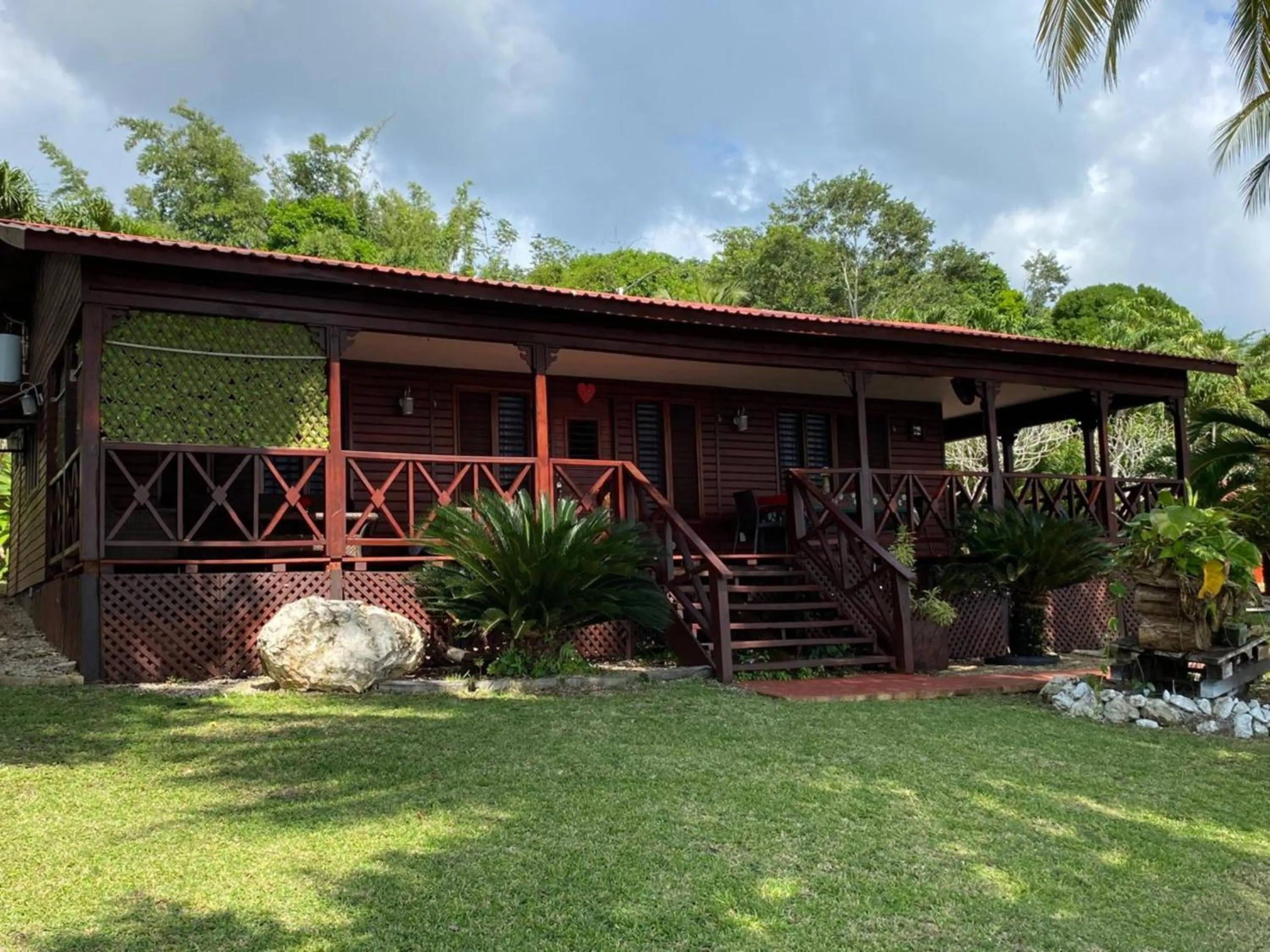 Facade/entrance in Coras Place Bacalar Lagoon front