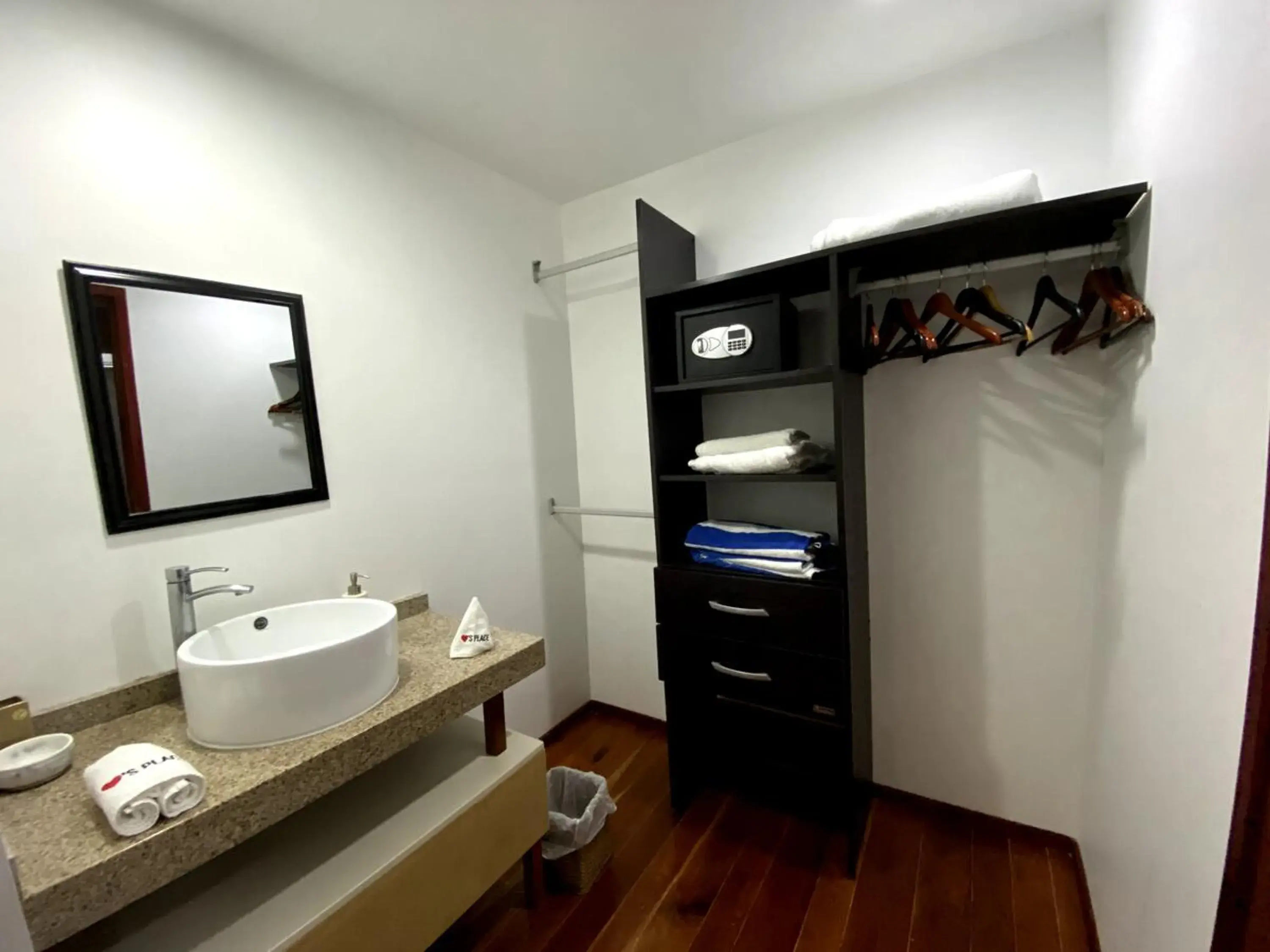 Two-Bedroom Villa in Coras Place Bacalar Lagoon front Two-Bedroom Villa in Coras Place Bacalar Lagoon front