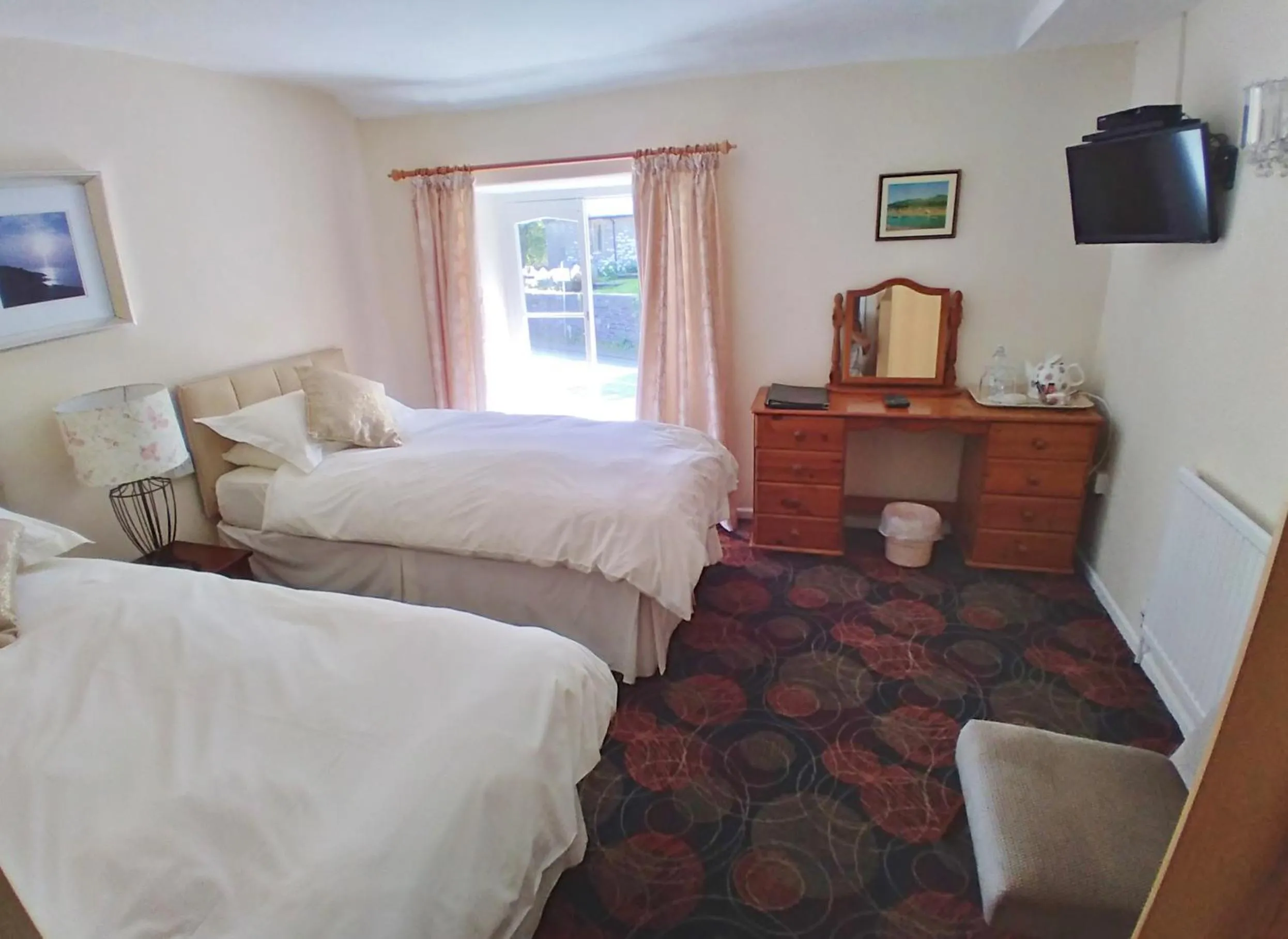 Bed in Pen-Y-Bont Hotel