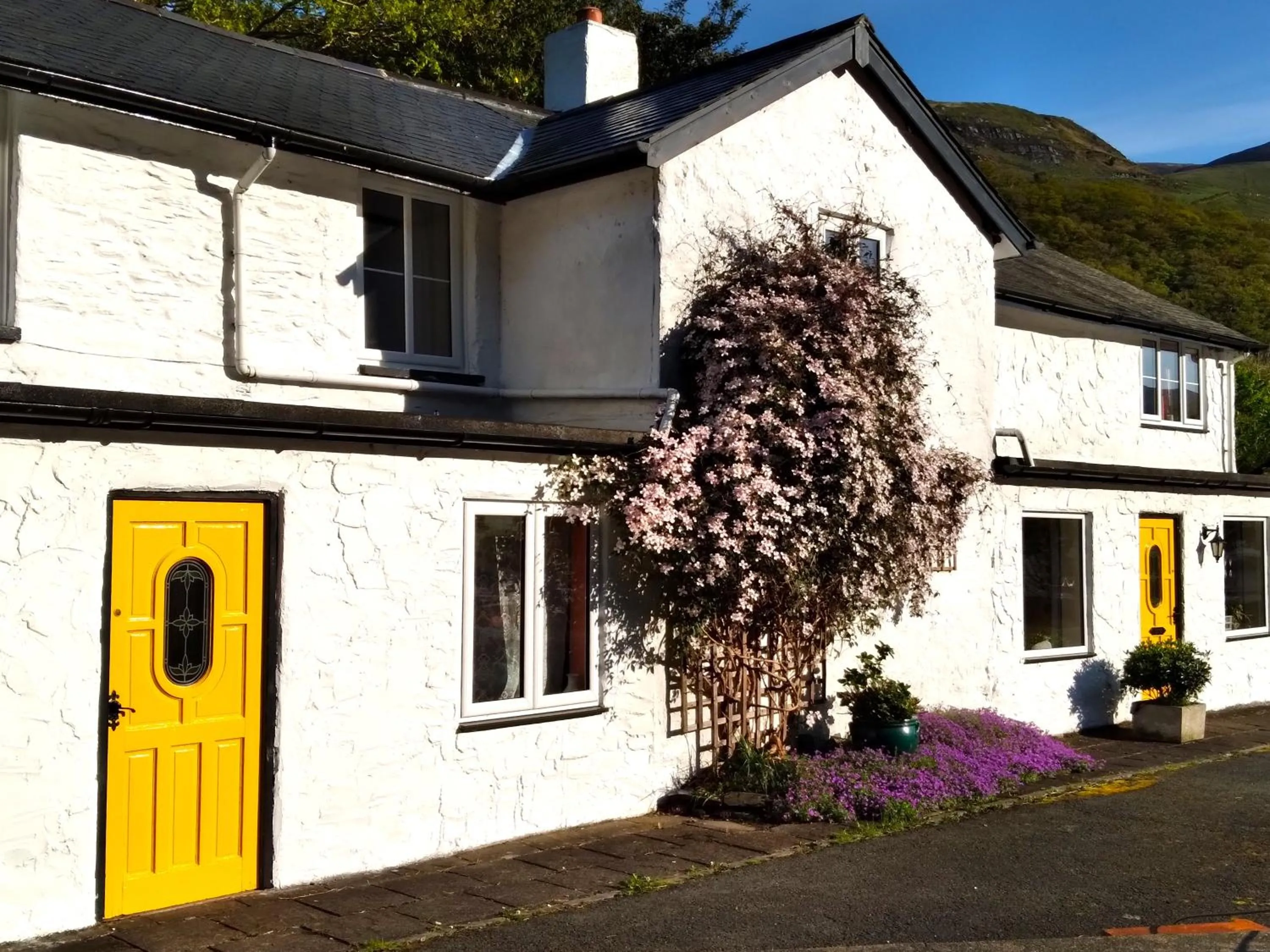 Property building in Pen-Y-Bont Hotel