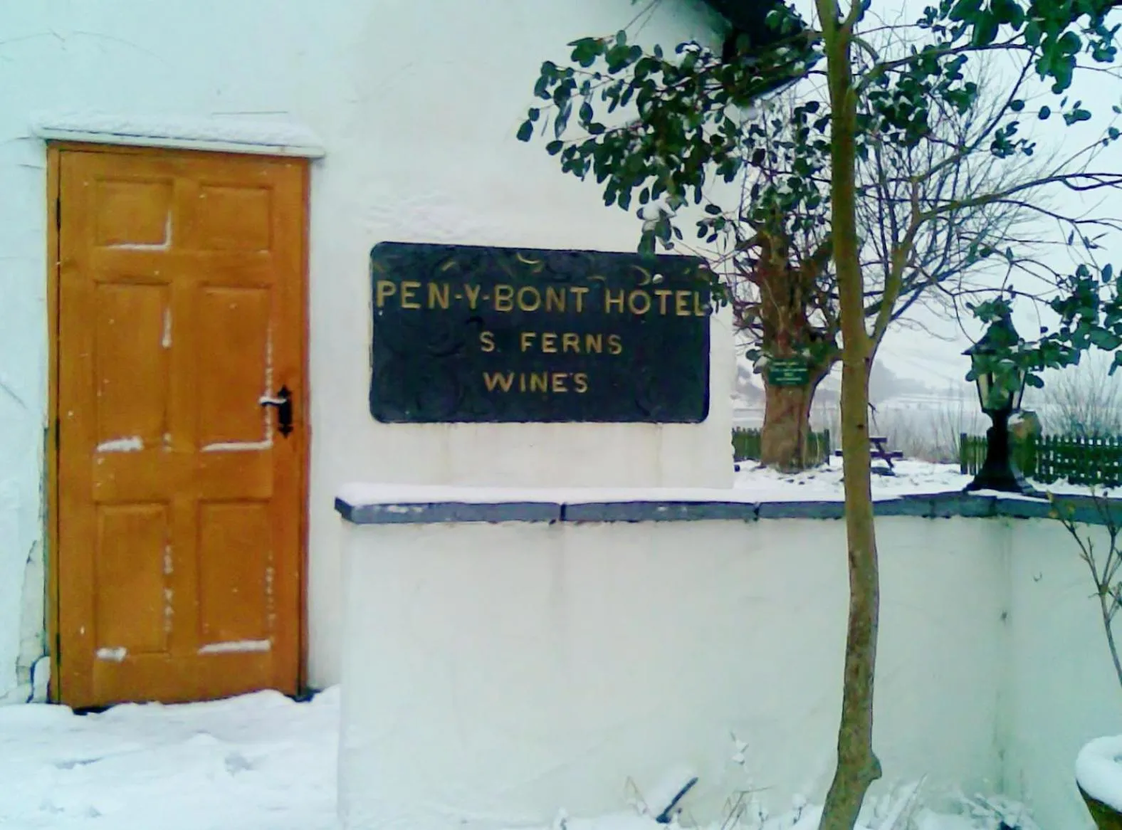 Property logo or sign in Pen-Y-Bont Hotel