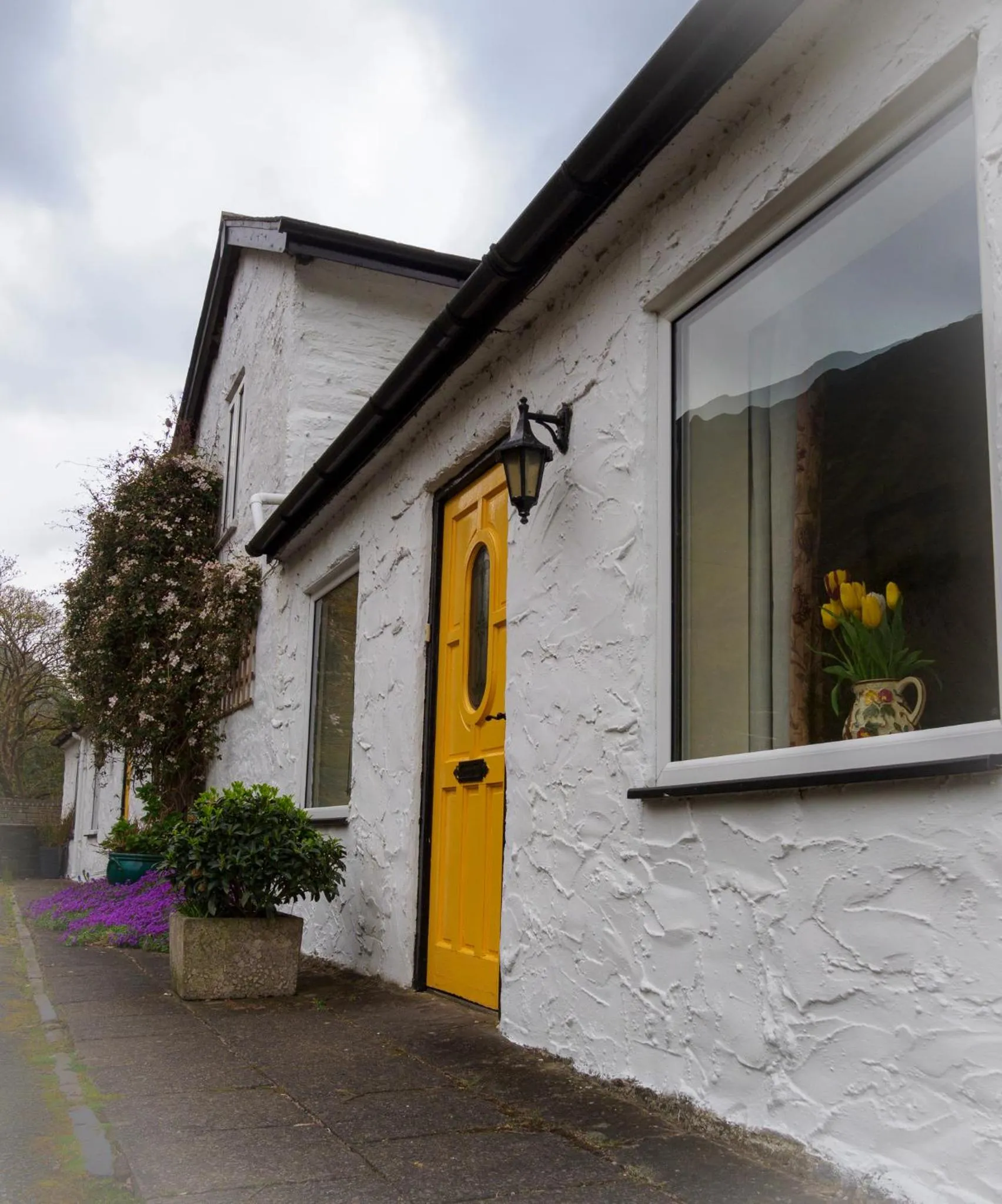 Property building in Pen-Y-Bont Hotel