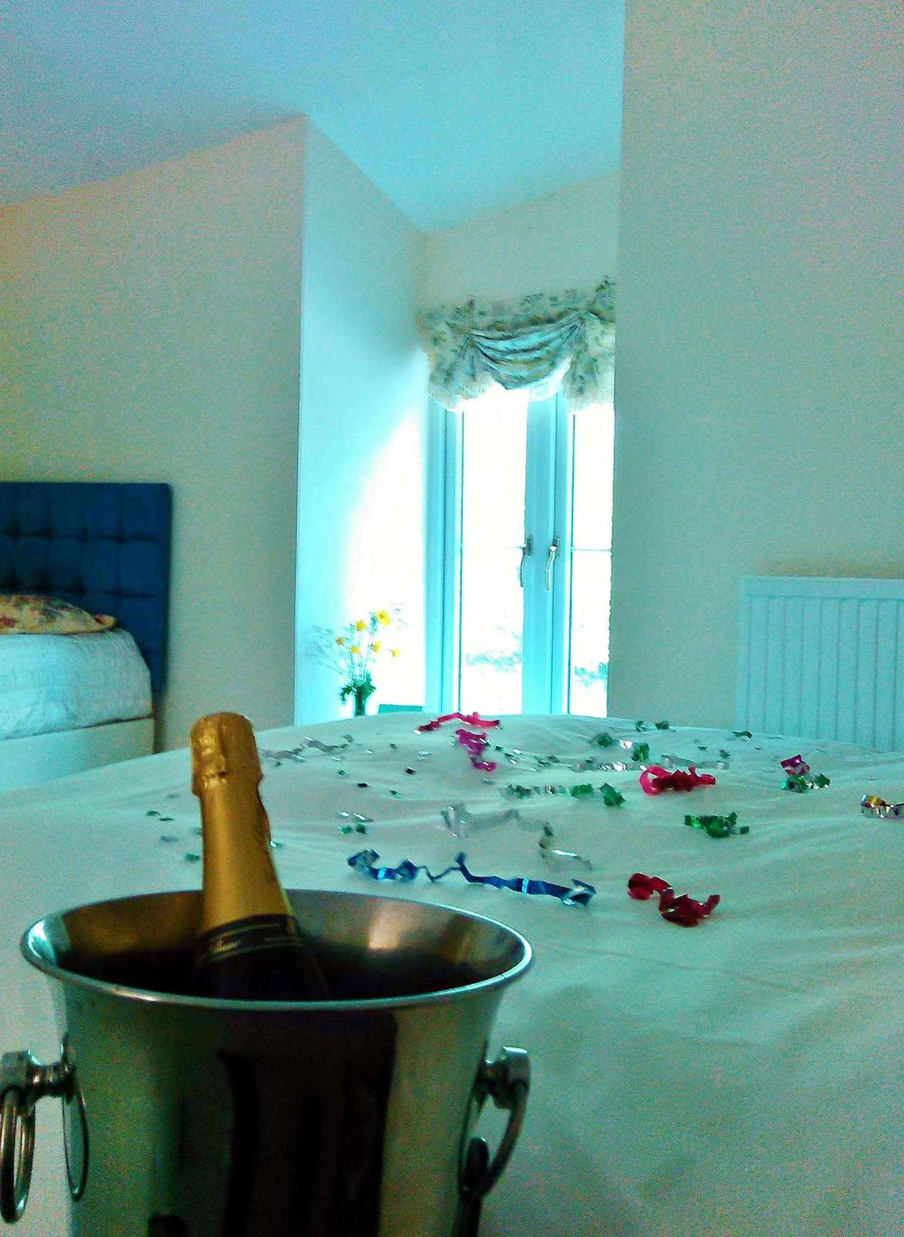 Photo of the whole room in Pen-Y-Bont Hotel