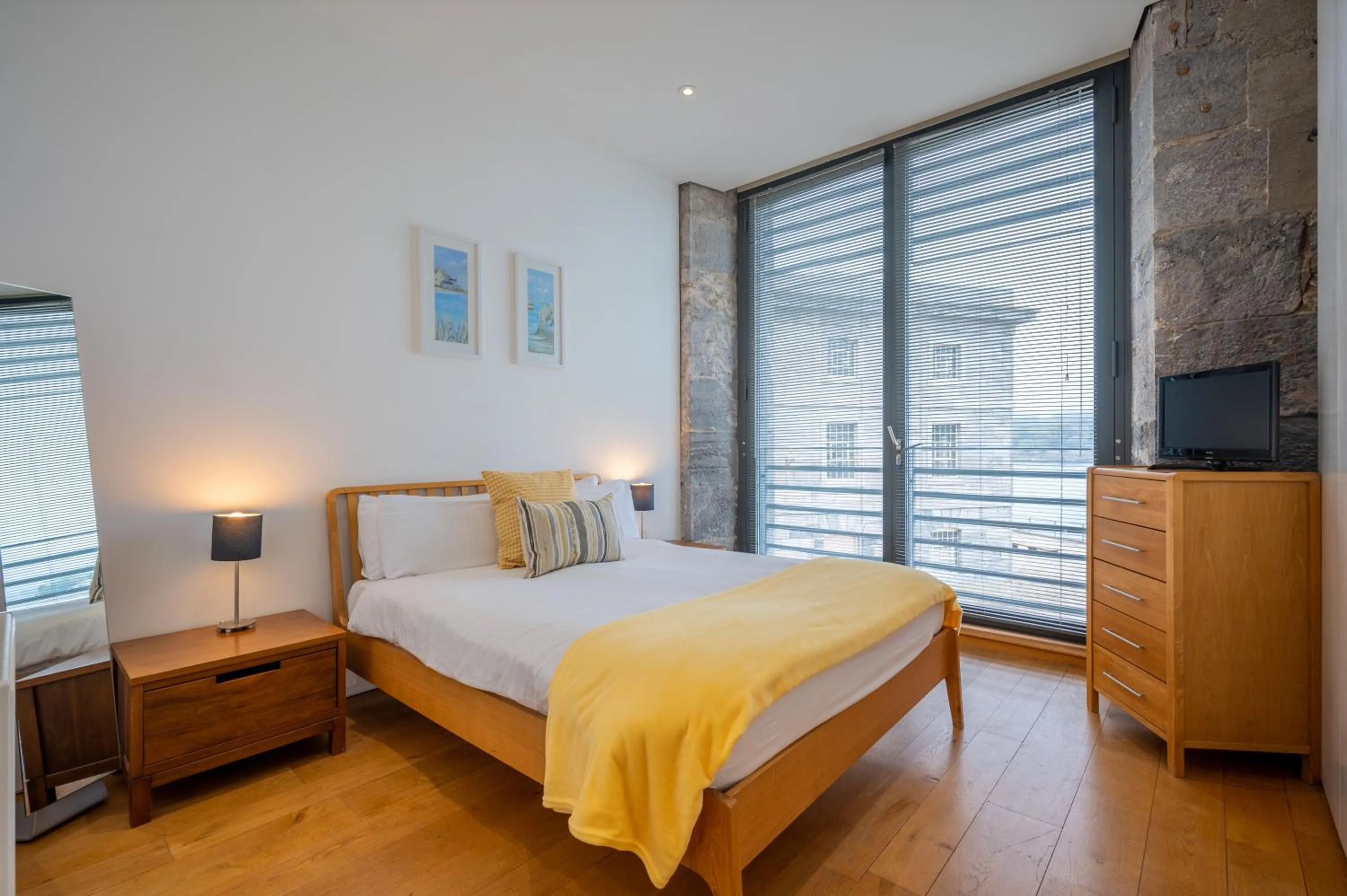 Bedroom, Bed in Royal William Yard Apartments