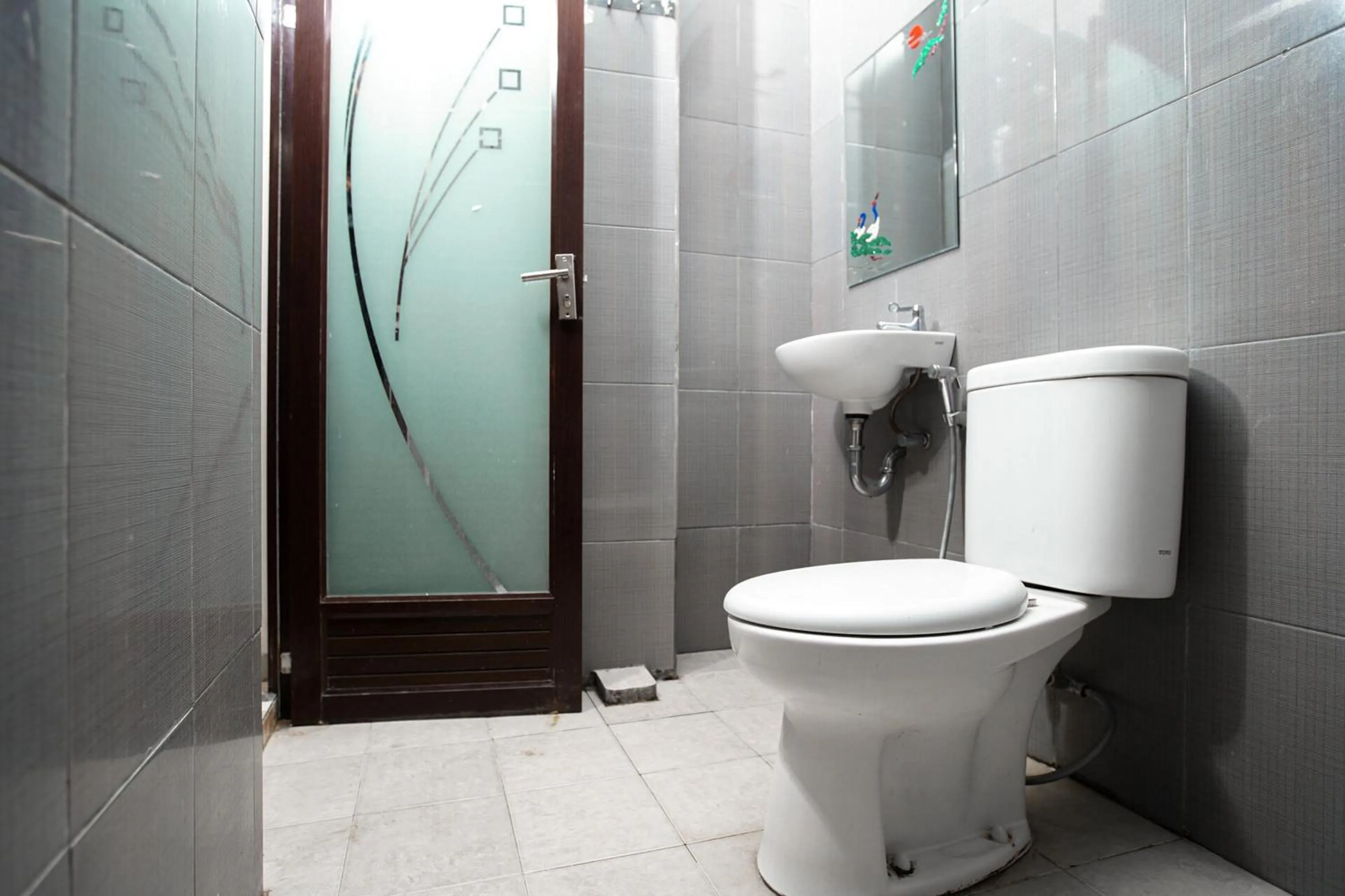 RedDoorz near Palembang Trade Center 3