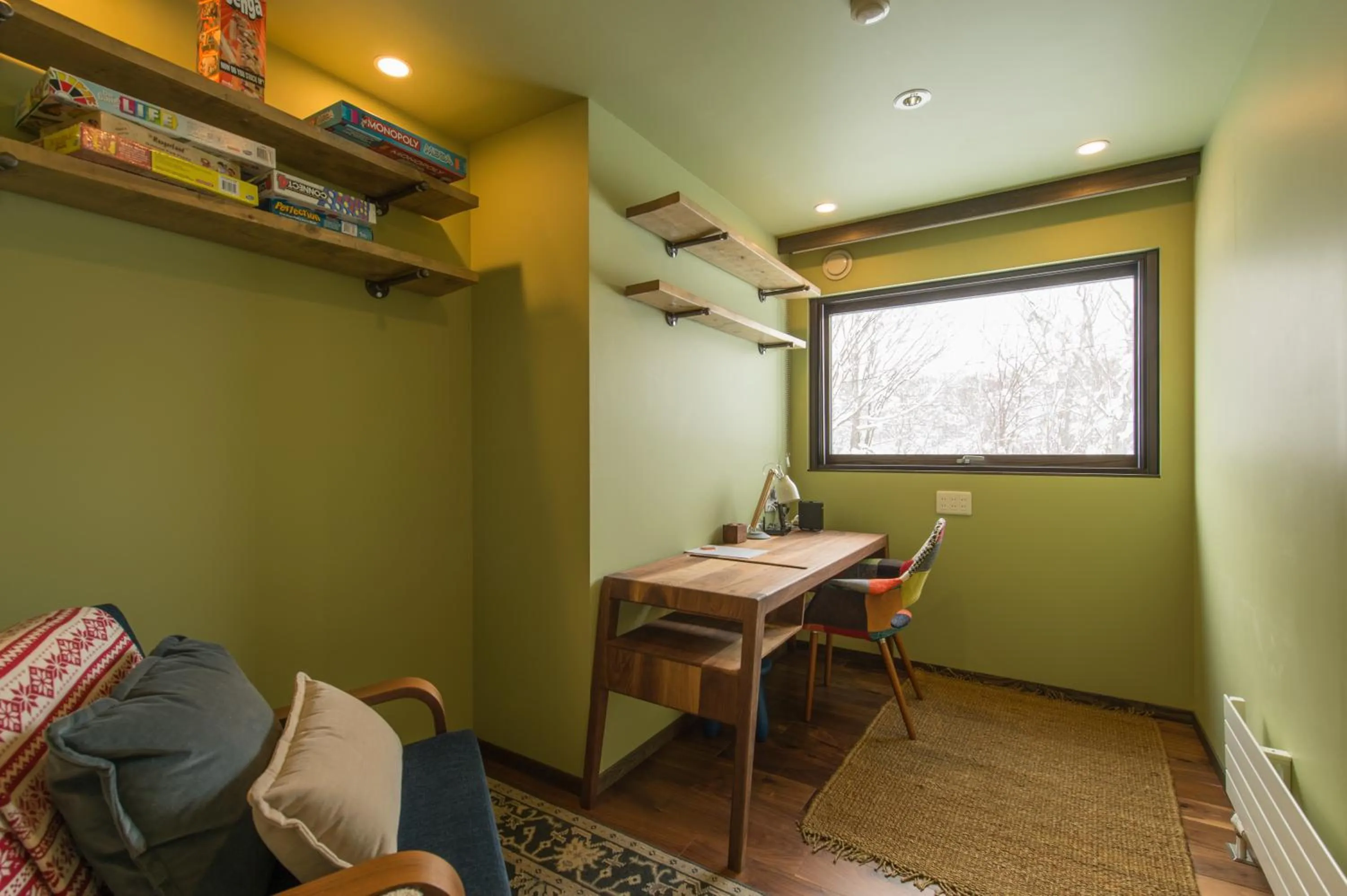 Seating area in Gustav's Hideaway by H2 Life