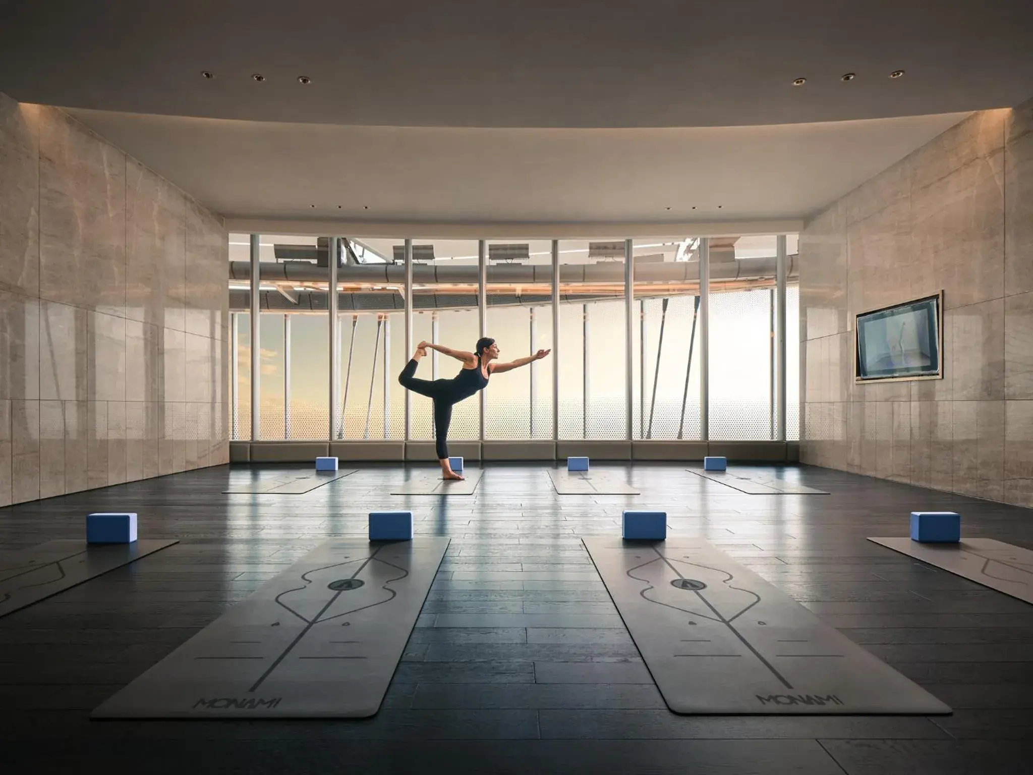 Fitness centre/facilities in J Hotel, Shanghai Tower - Above All Else, Overlooking the Bund Fitness centre/facilities in J Hotel, Shanghai Tower - Above All Else, Overlooking the Bund