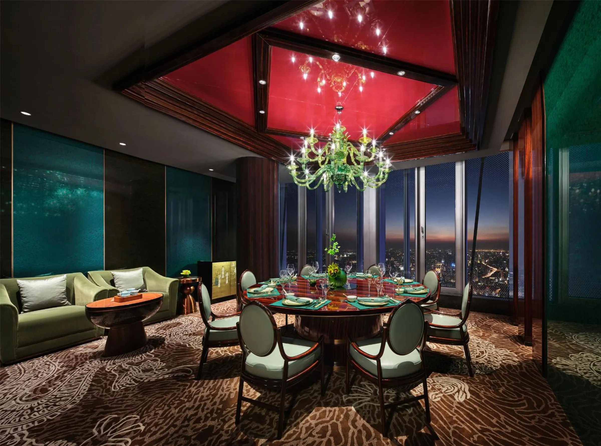 Restaurant/places to eat in J Hotel, Shanghai Tower - Above All Else, Overlooking the Bund