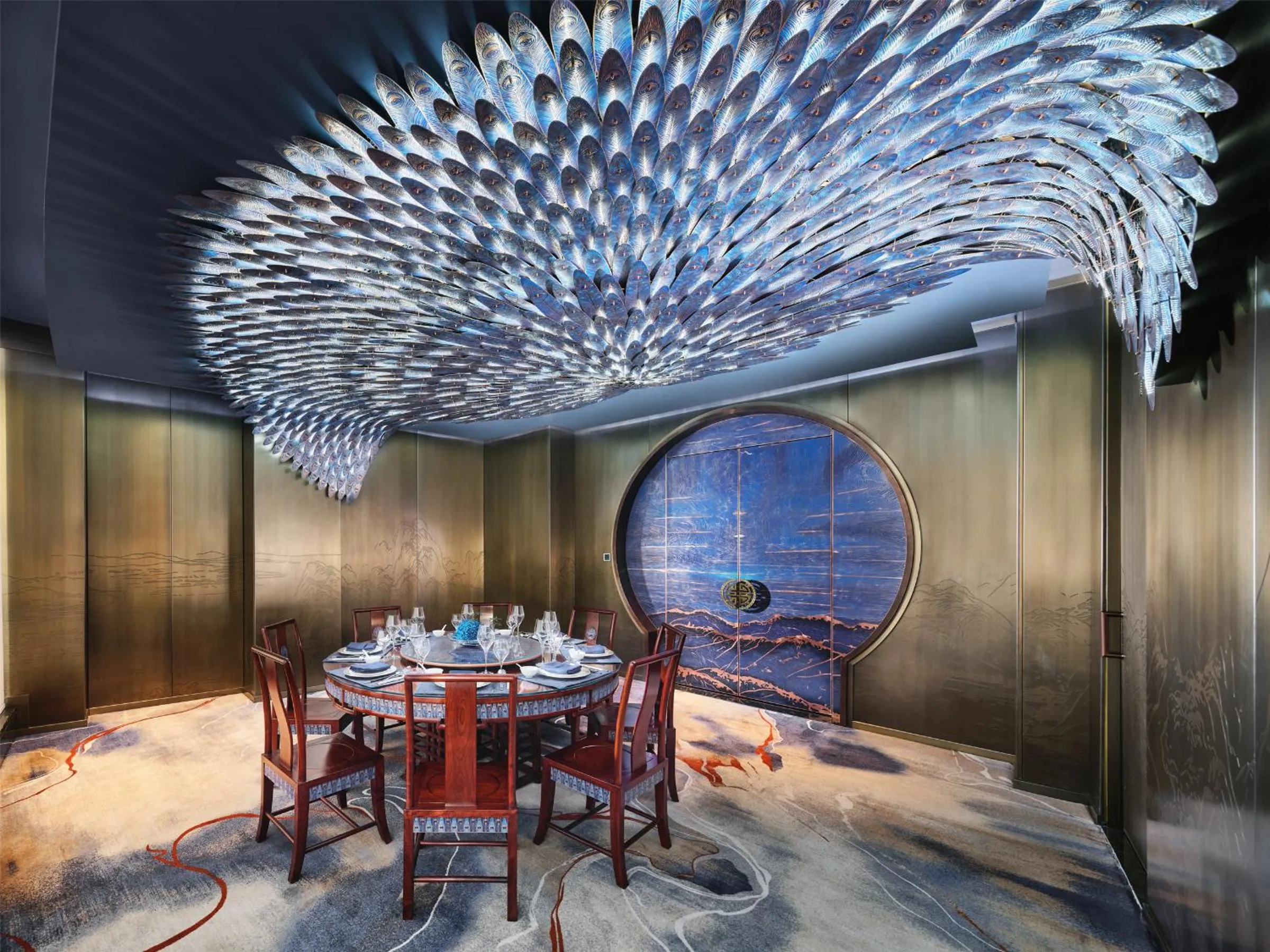 Restaurant/places to eat in J Hotel, Shanghai Tower - Above All Else, Overlooking the Bund